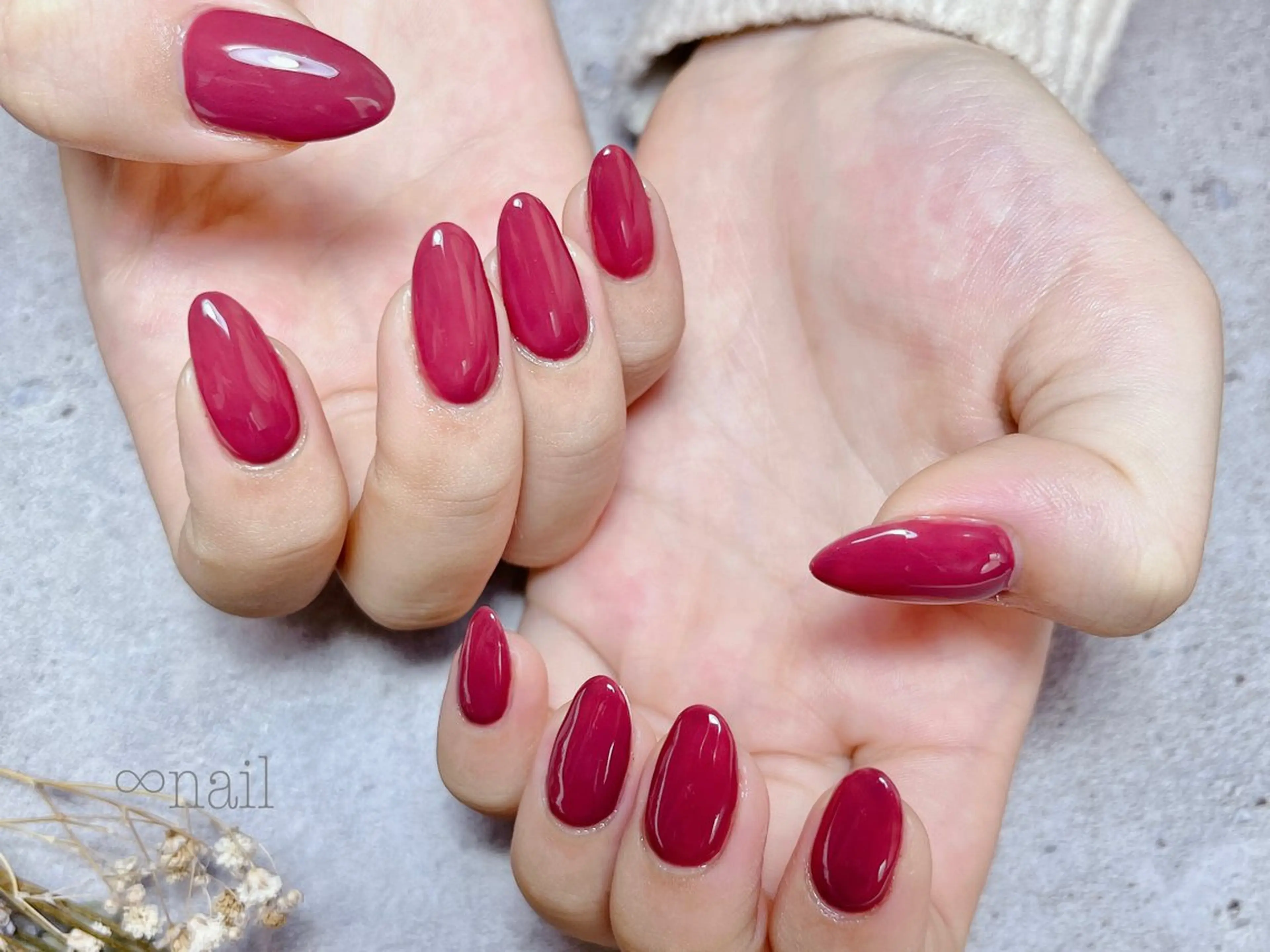 💅可愛いワンカラーかラメグラデーションオフ無しの写真