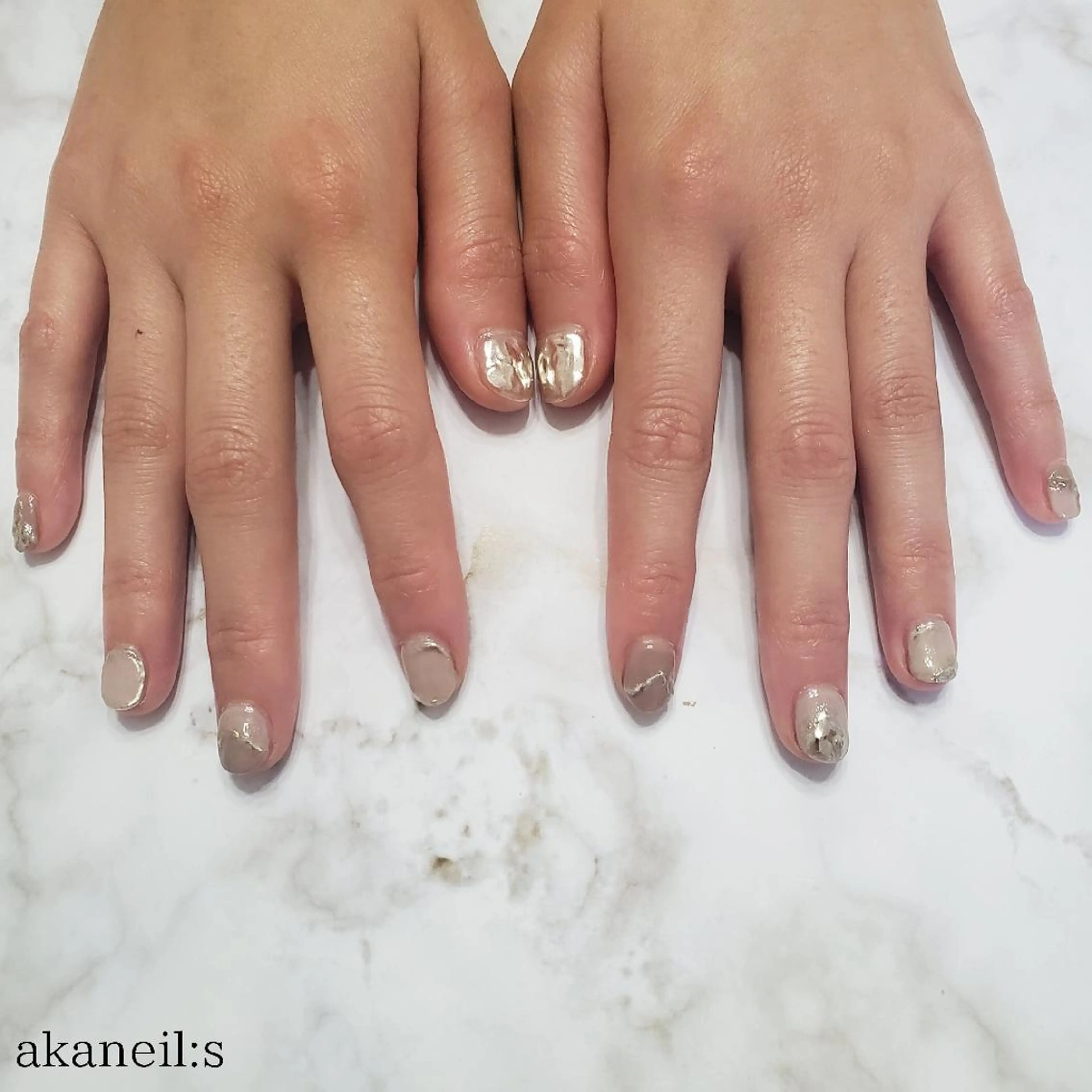 ネイル ミラーネイル ニュアンスネイル 【akaneils】 アカネのネイルデザイン