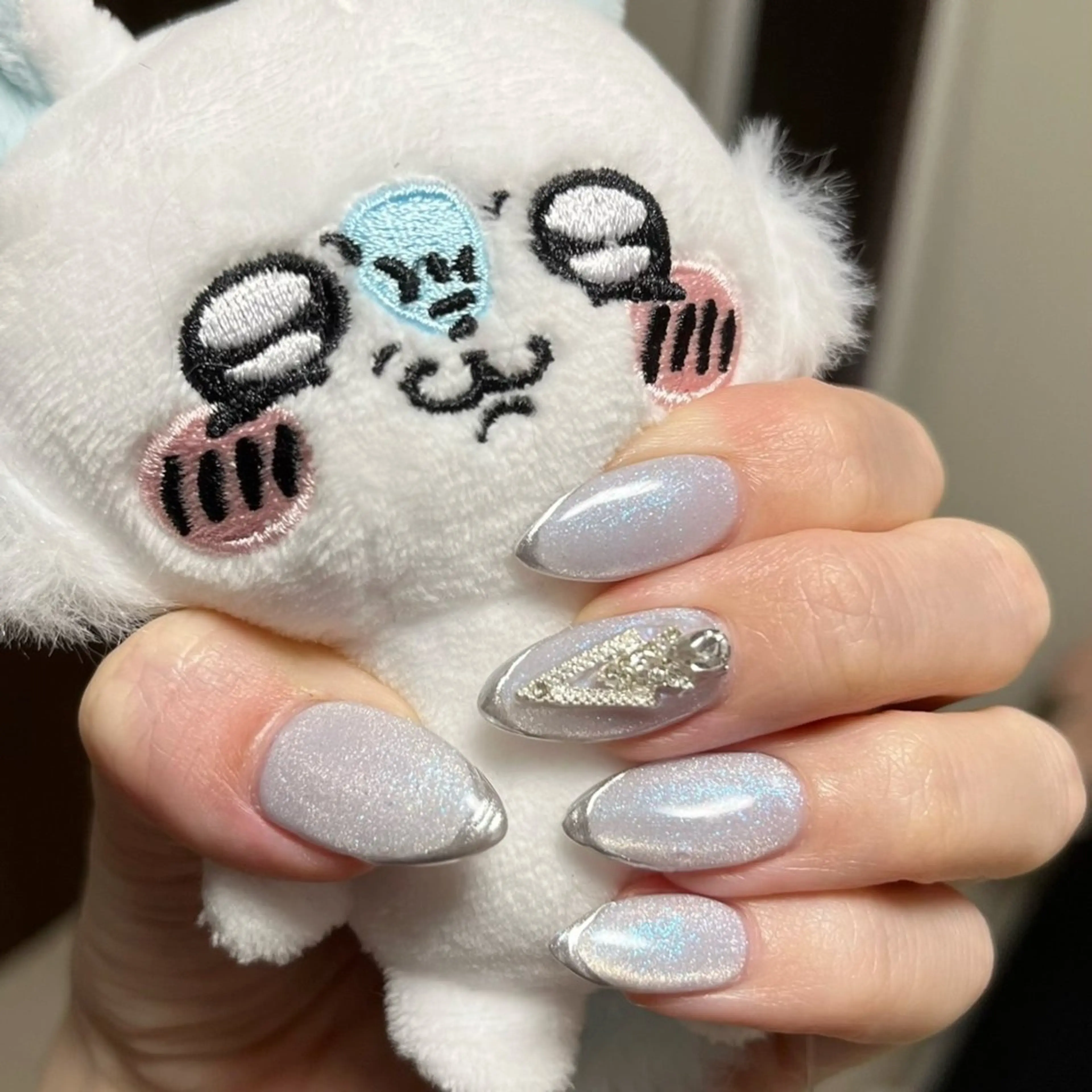 ネイル マグネットネイル ハンドネイル nail salon Ecrin所属・前島 稀歩のネイルデザイン