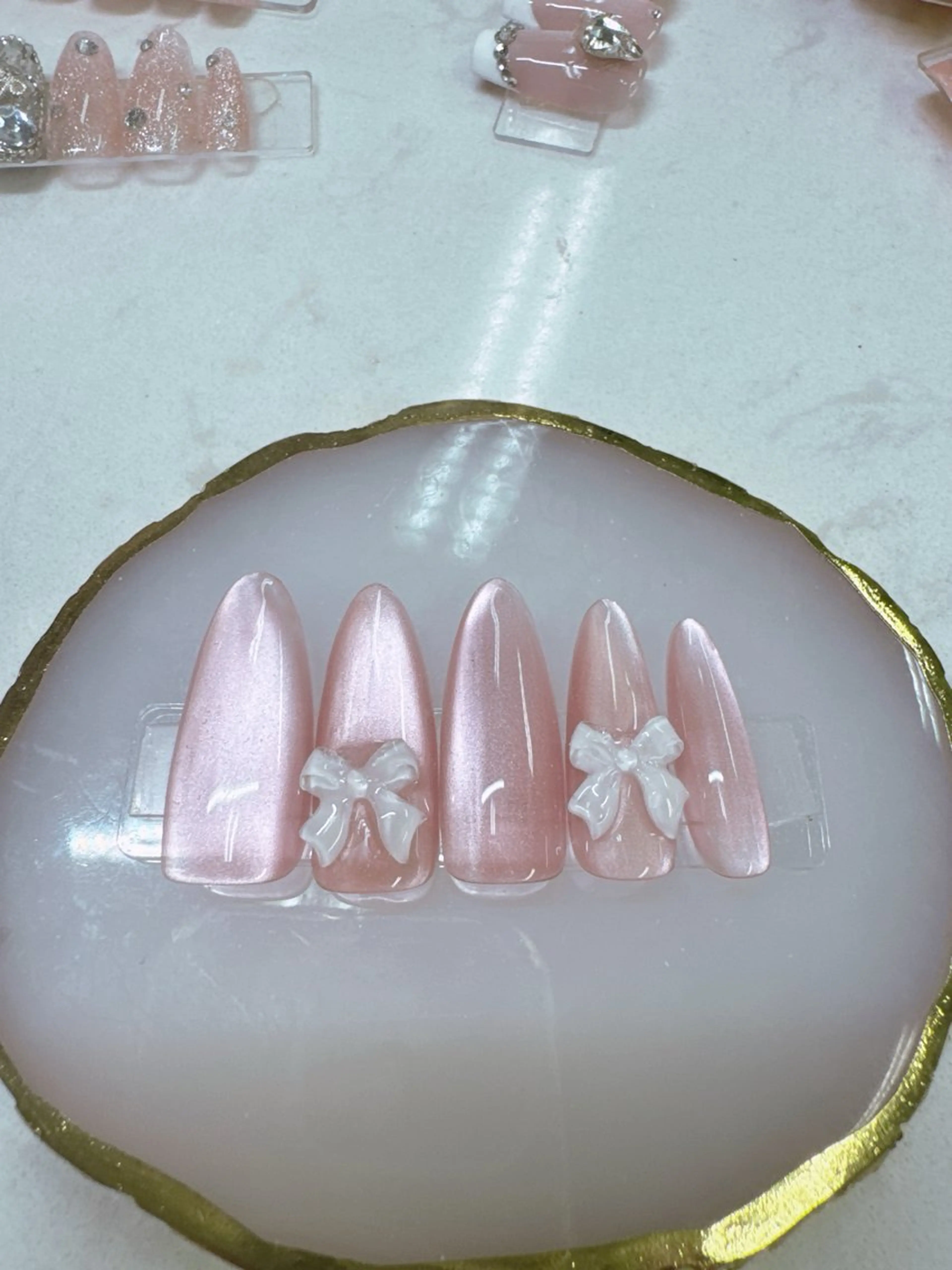 ネイル キラキラネイル マグネットネイル ハンドネイル クイーンズネイル銀座所属・Queeens nailのネイルデザイン