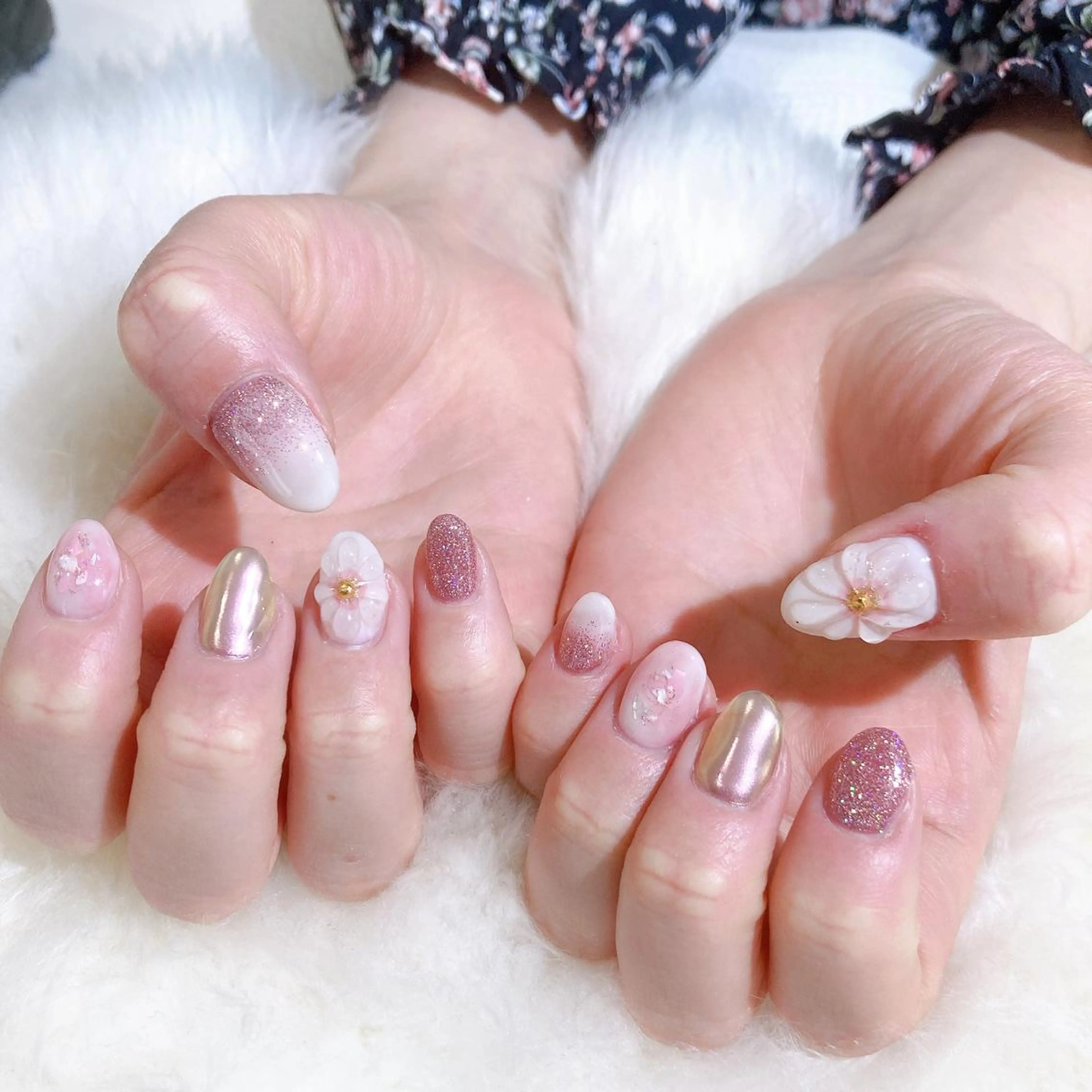 ネイル ハンドネイル 根津 綾子のネイルデザイン