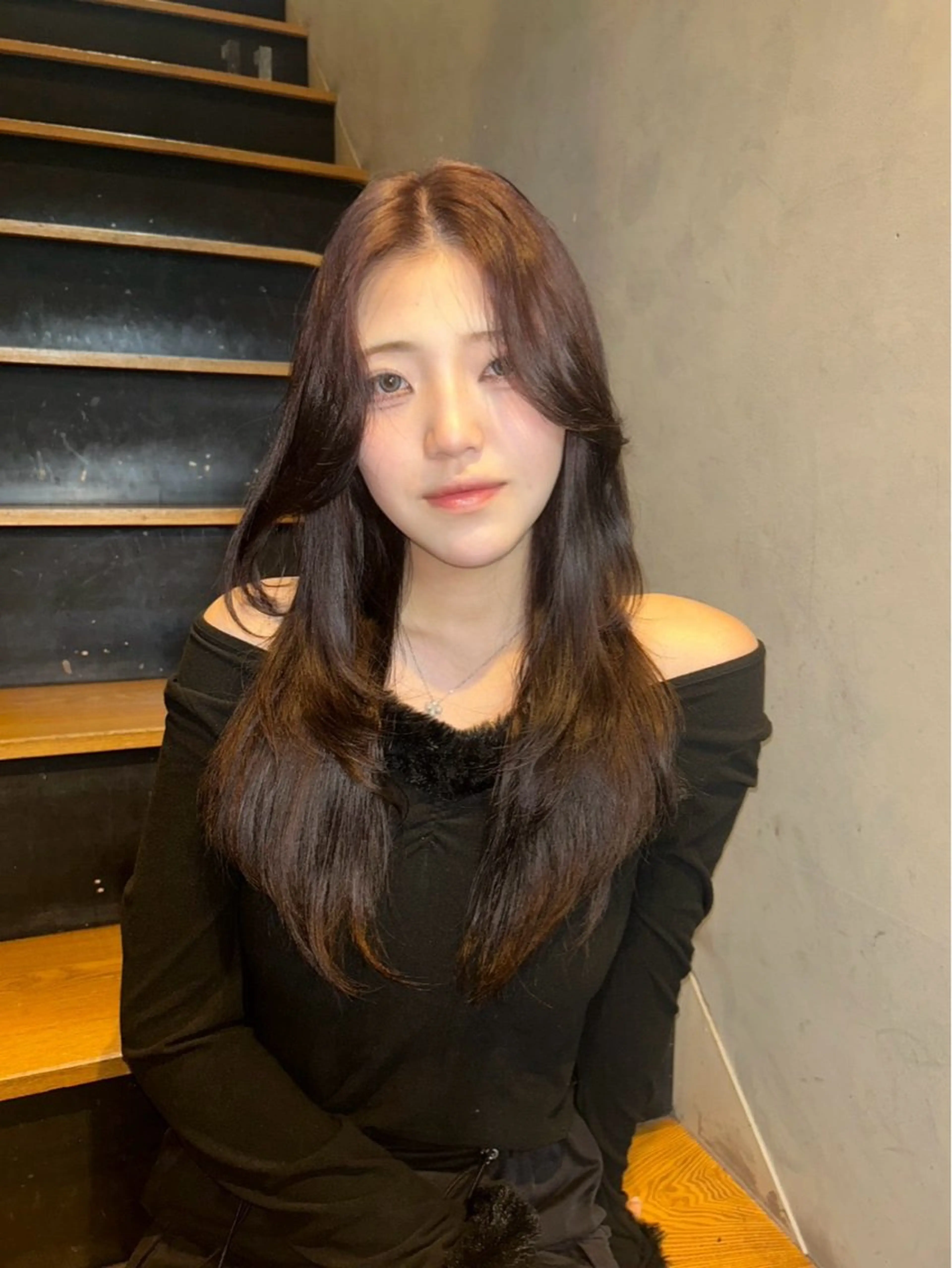 【🦋ケアワンカラー🦋】ブリーチせずダメージレスに自分らしい可愛い色を💜⋆* 98%ダメージカットのケア材付き✨の写真