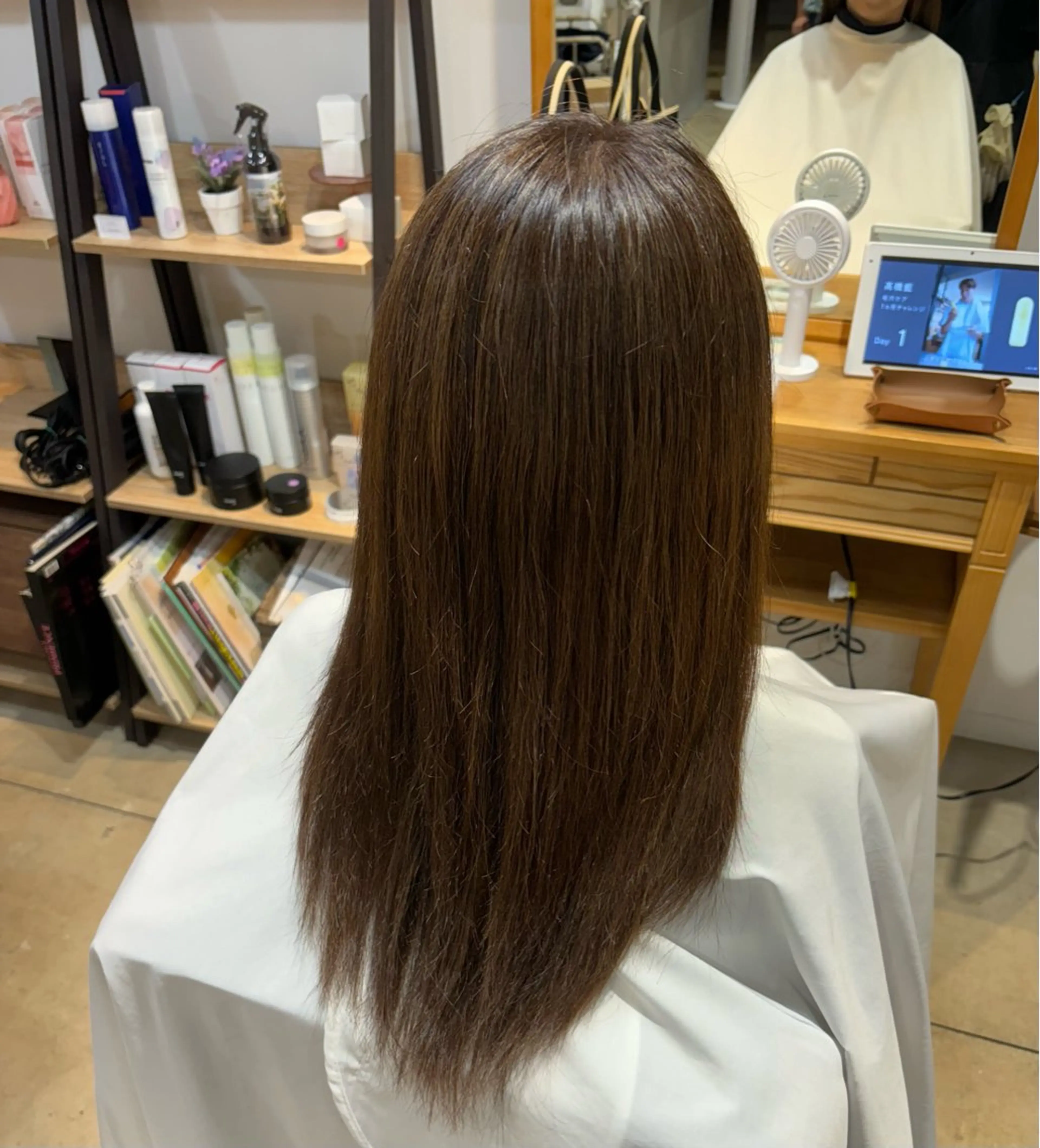 ロング L-blossom  北上尾店所属・飯岡 セナのヘアスタイル