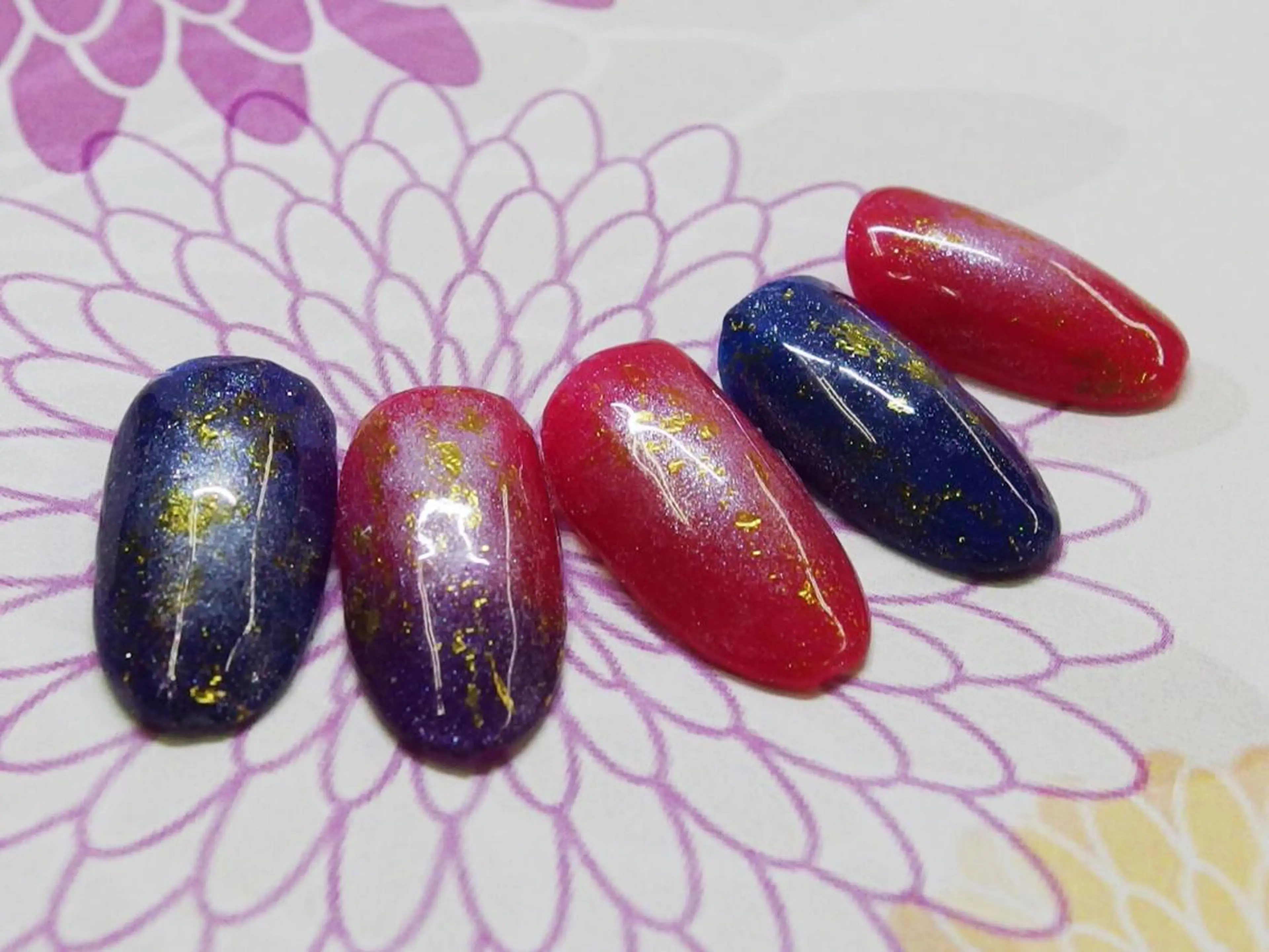 ネイル 成人式 ティーエヌ 金山駅東口店のネイルデザイン