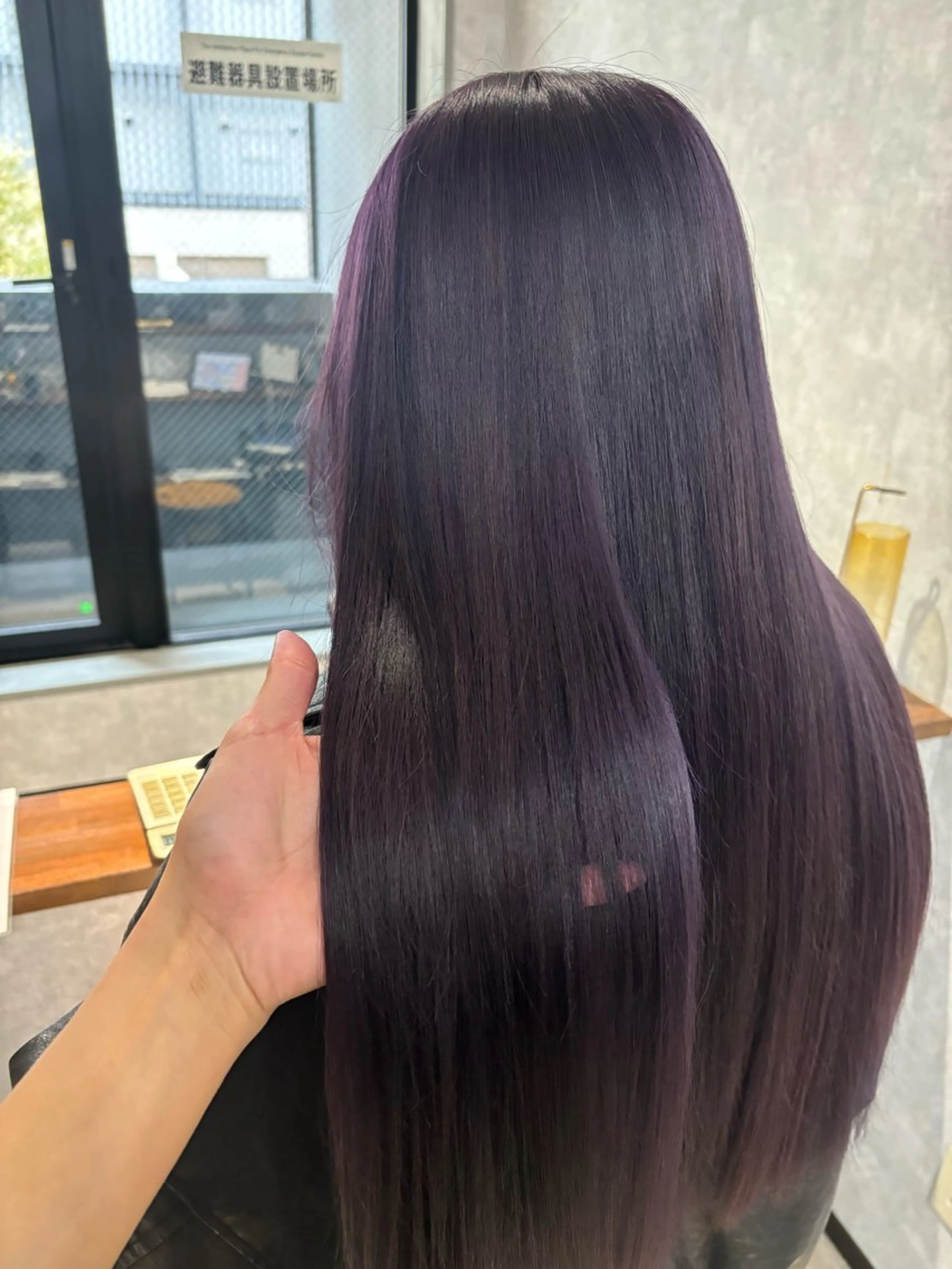 ロング カット ヘアカラー トリートメント 🌐NATSUMI 🌐【寒色カラー】のヘアスタイル