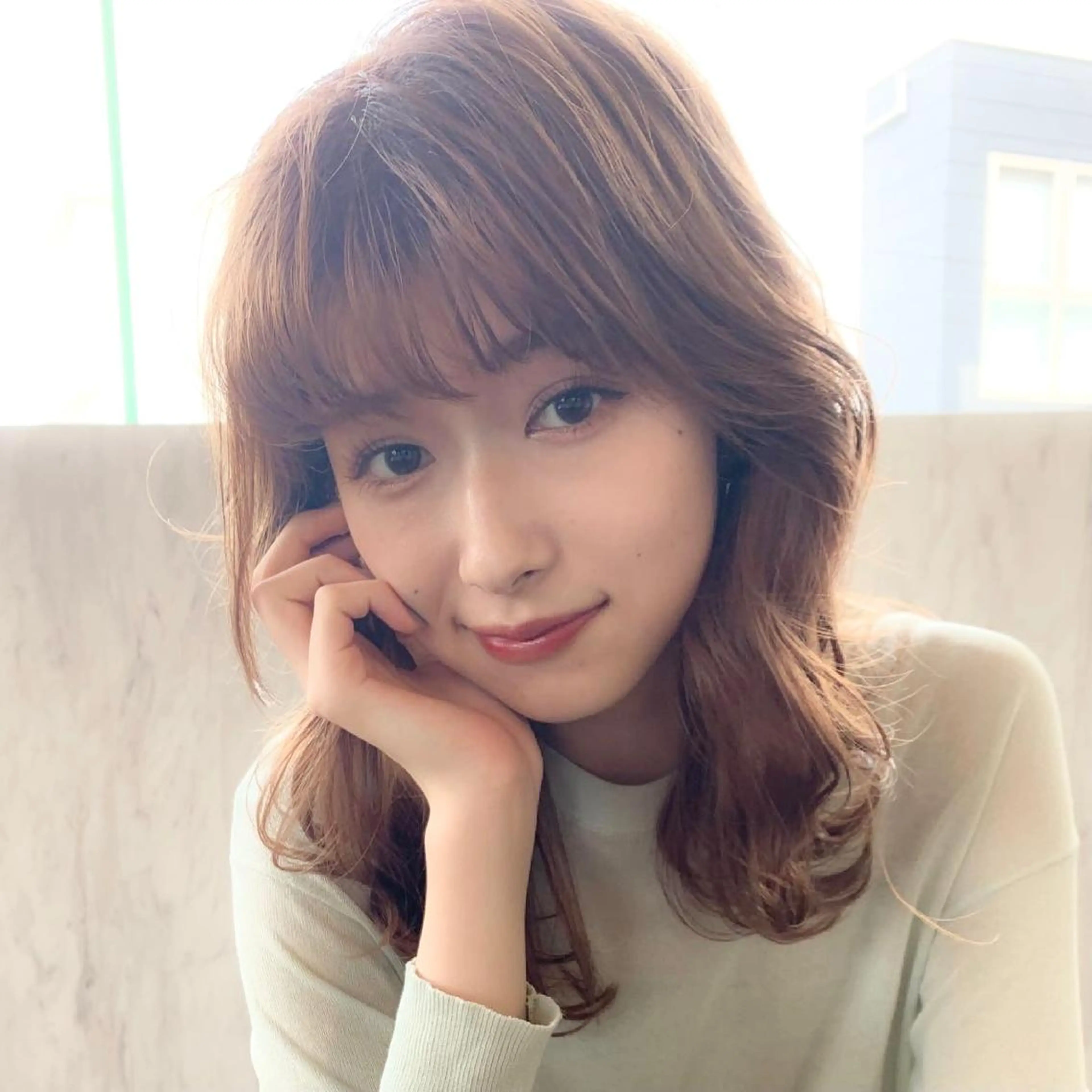 ミディアム ミディアムレイヤー レイヤーカット ワイドバング カット ヘアカラー トリートメント CHIC表参道所属・垢抜けレイヤー🌙 お任せください🤍のヘアスタイル