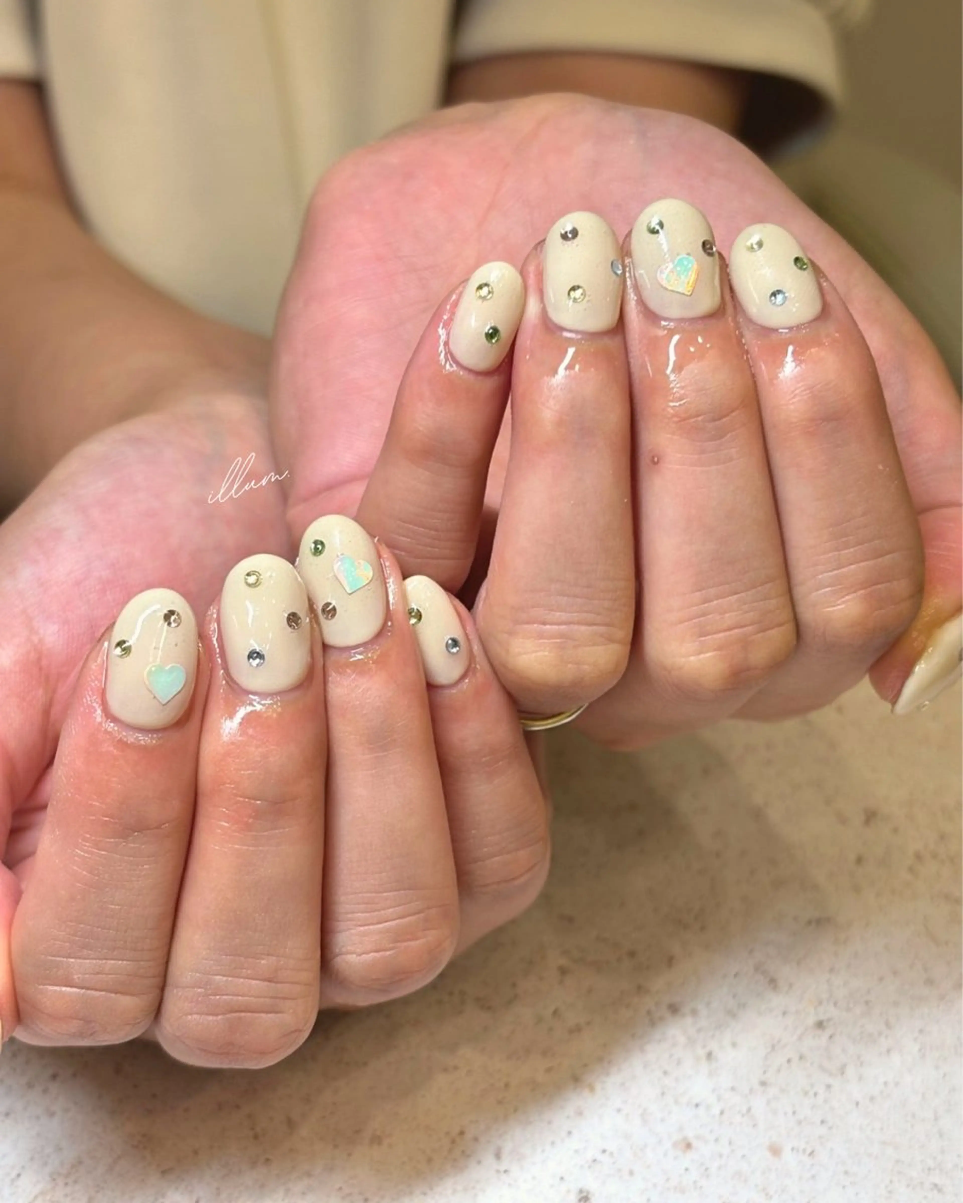 キッズ ネイル ハンドネイル illum hicariのネイルデザイン