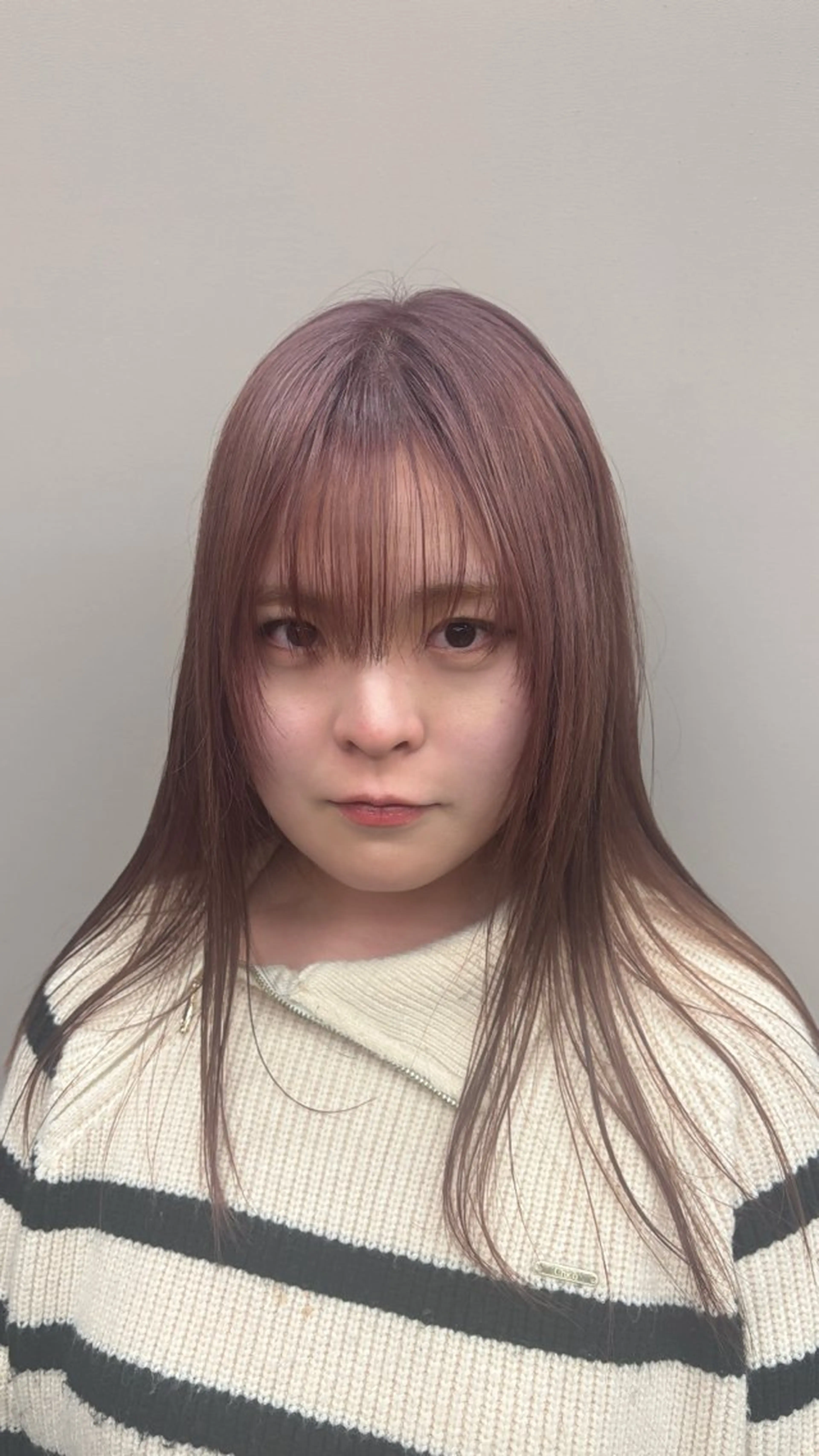 ロング カラー グラデーションカラー ヘアカラー HIBIKI / ブリーチモデルのヘアスタイル