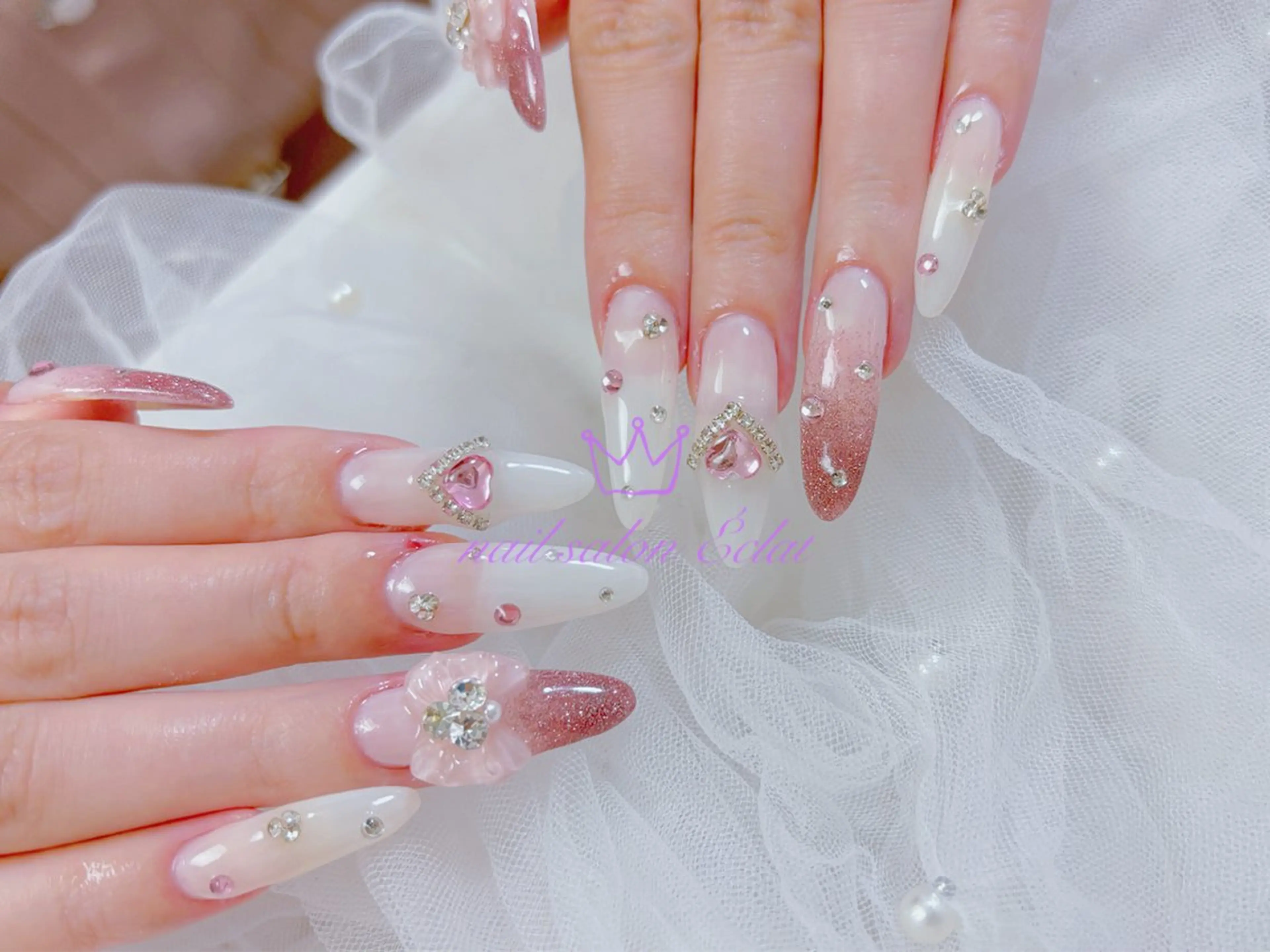 ネイル ネイルサロンエクラ 🫧Shizukaのネイルデザイン