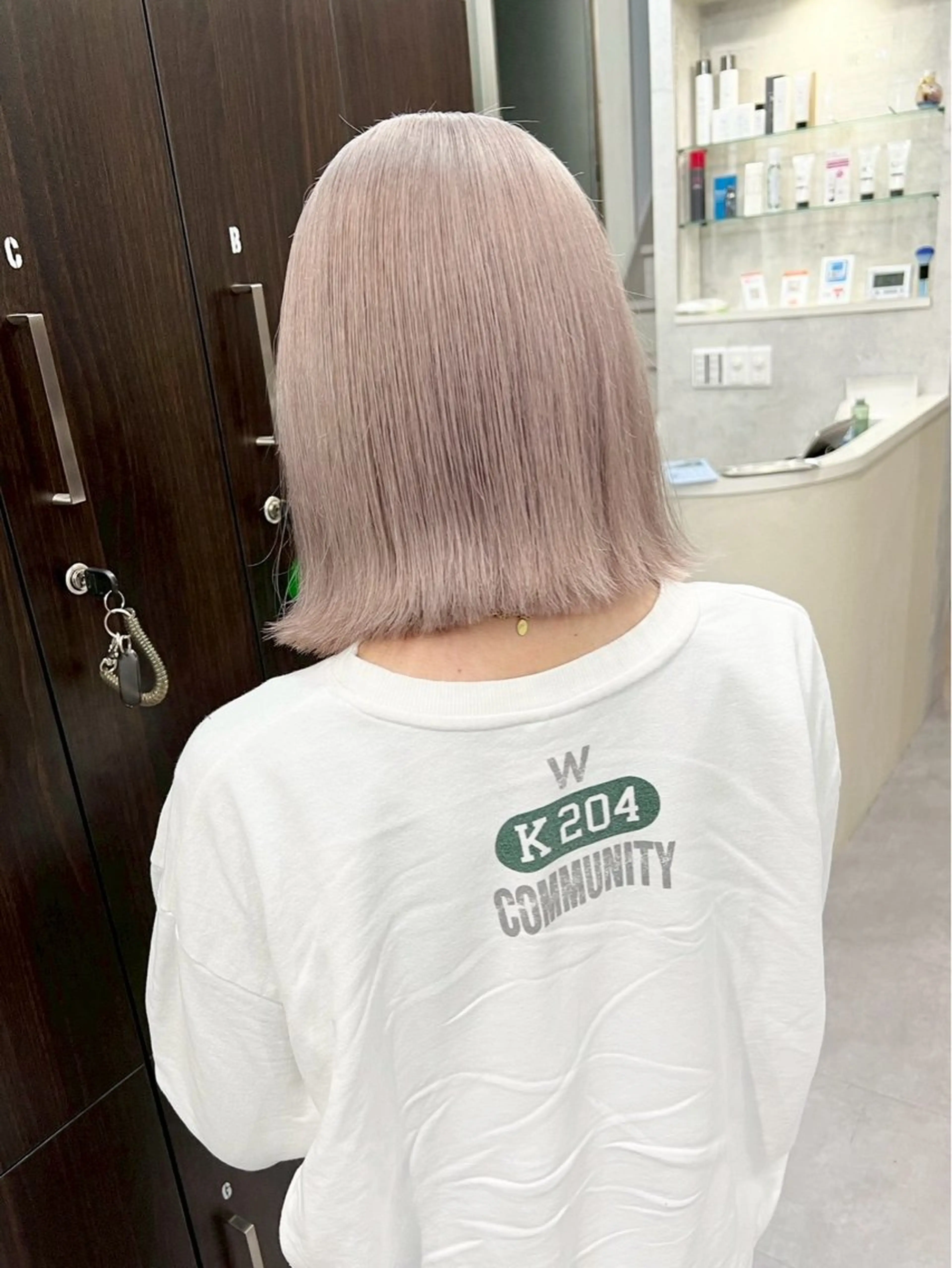 ショート カラー ヘアカラー SEINA️️/烏丸 ブリーチ/ハイトーンのヘアスタイル