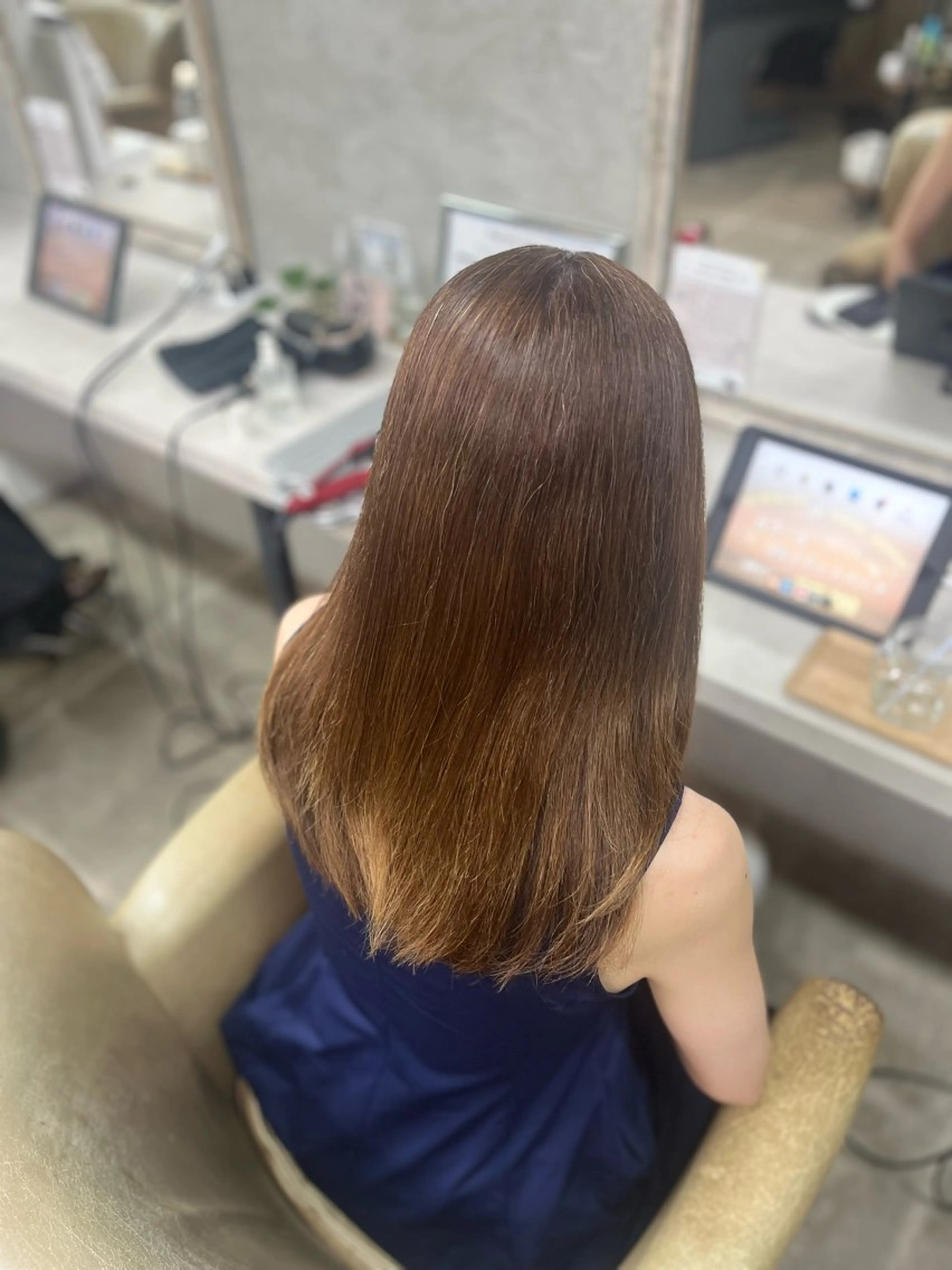 ロング カラー ヘアカラー トリートメント Blast akihaのヘアスタイル