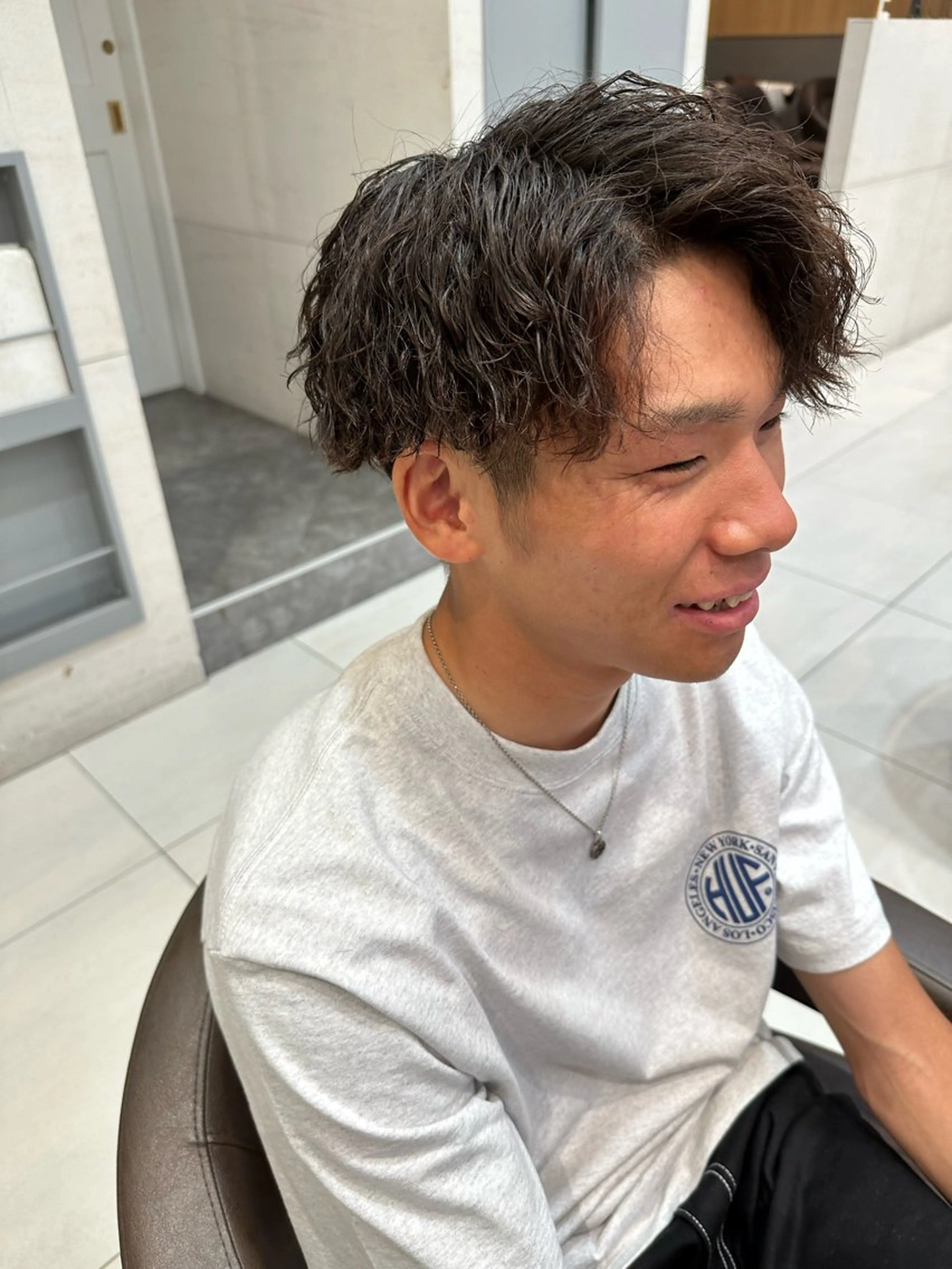 パーマ メンズ HARE&MAKE EARTH 草津エイスクエア店所属・ヒラタ ソウタのヘアスタイル