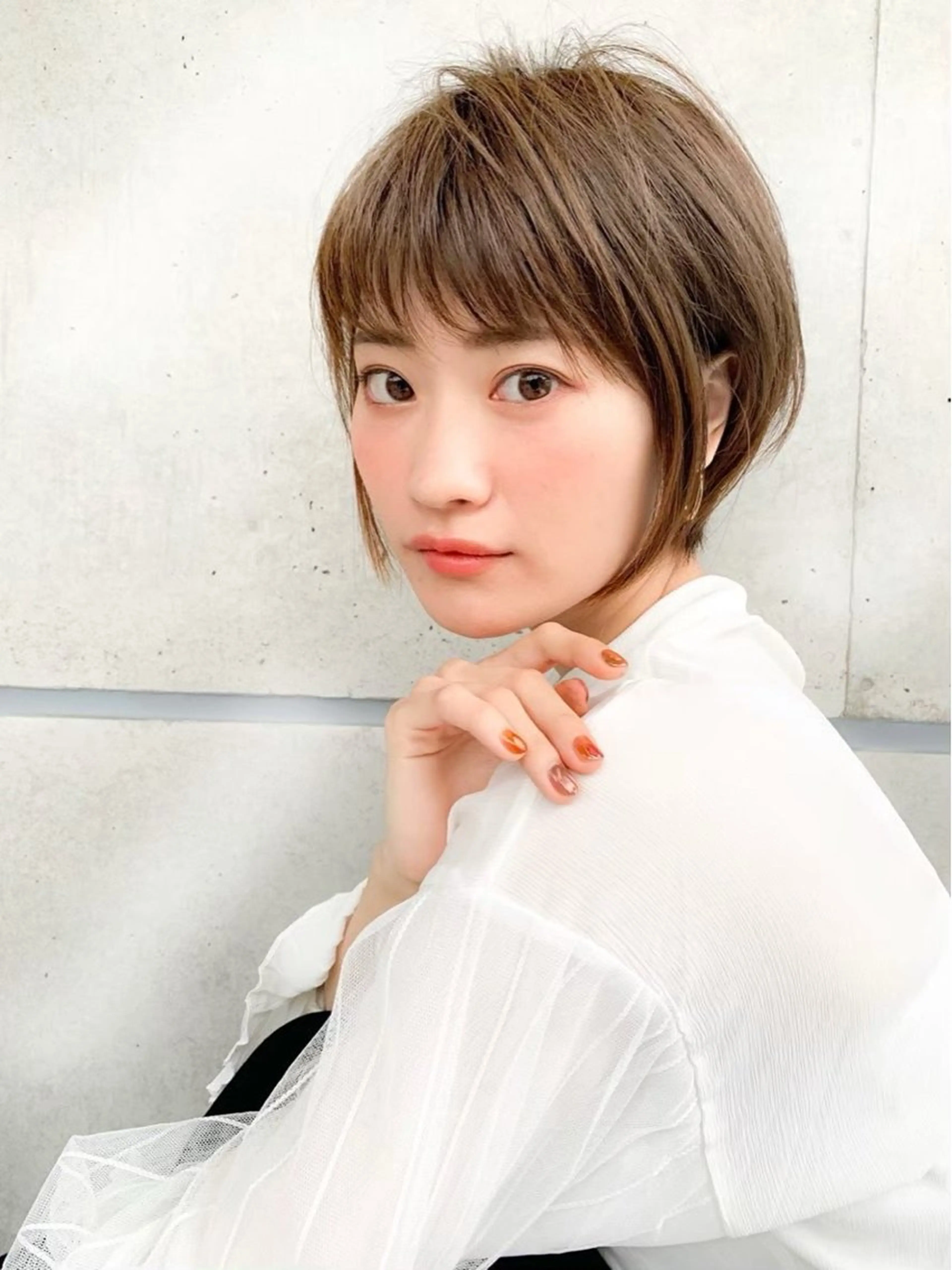ショート 透明感ベージュ🤎 パタオのヘアスタイル
