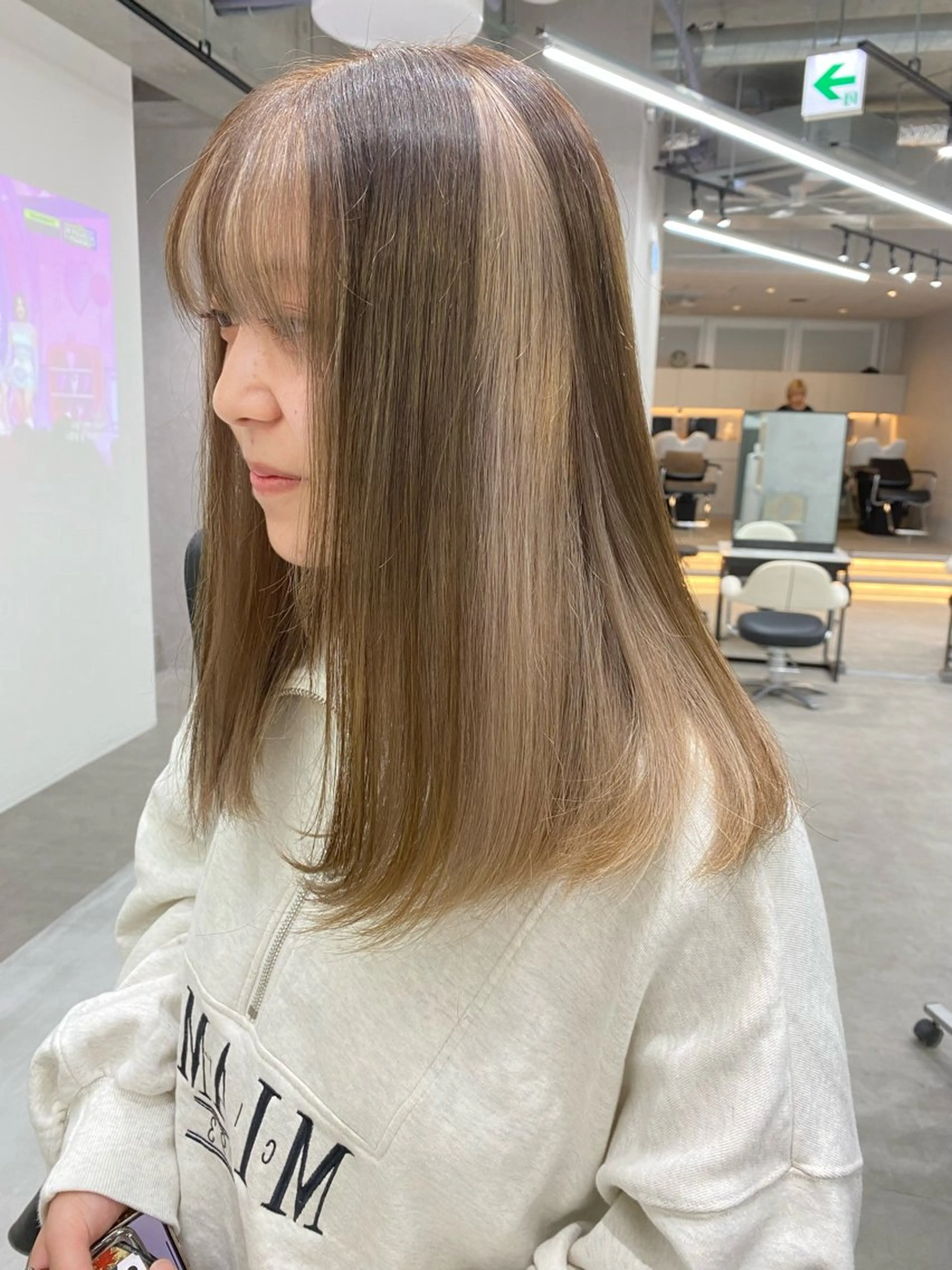 セミロング カラー ベージュカラー 似合わせ/髪質改善/ ハイトーン/増田芳樹のヘアスタイル