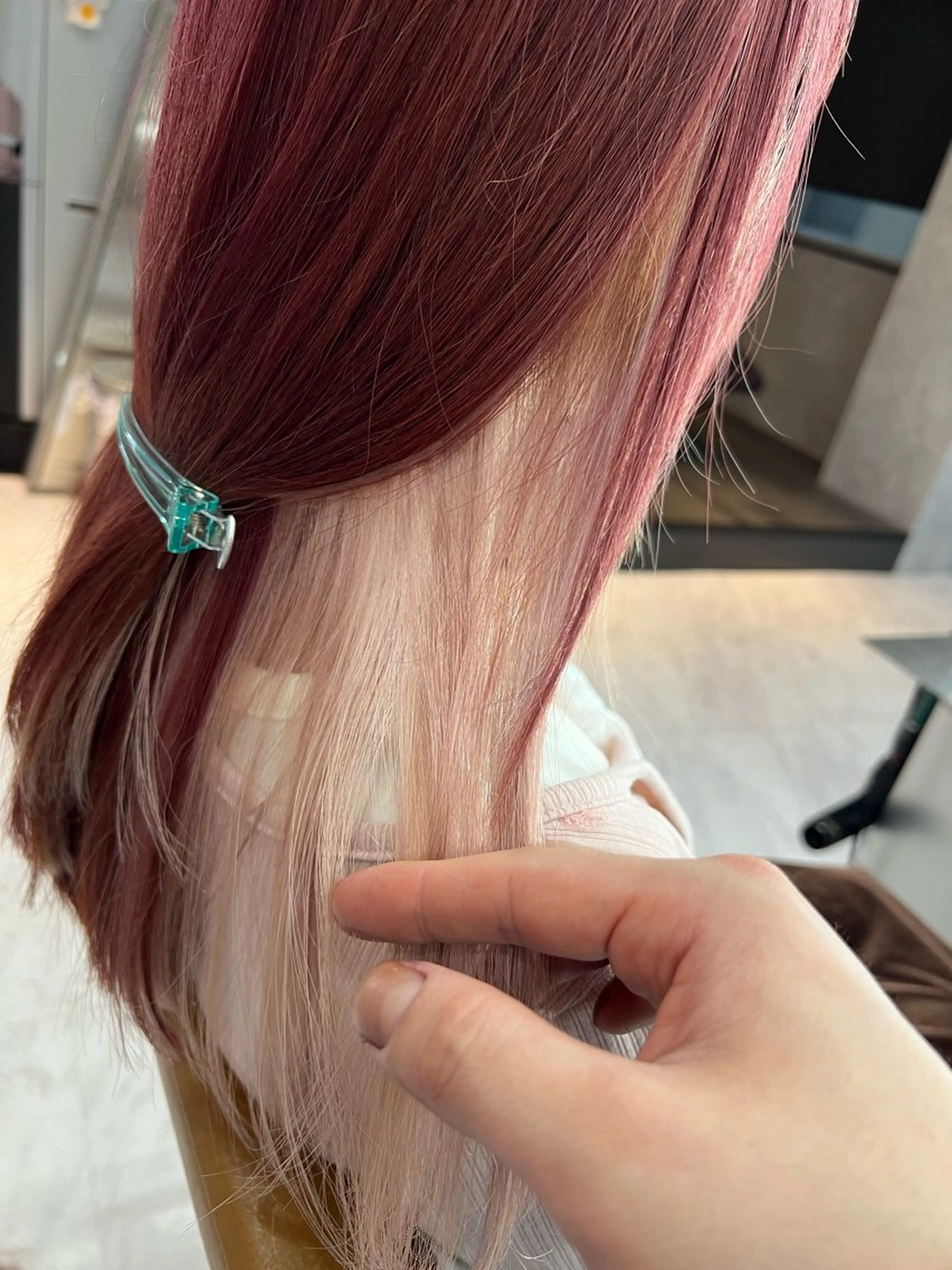 ロング カラー grow北千住店所属・ハイトーン✨最新髪質 改善👩ryuyaのヘアスタイル