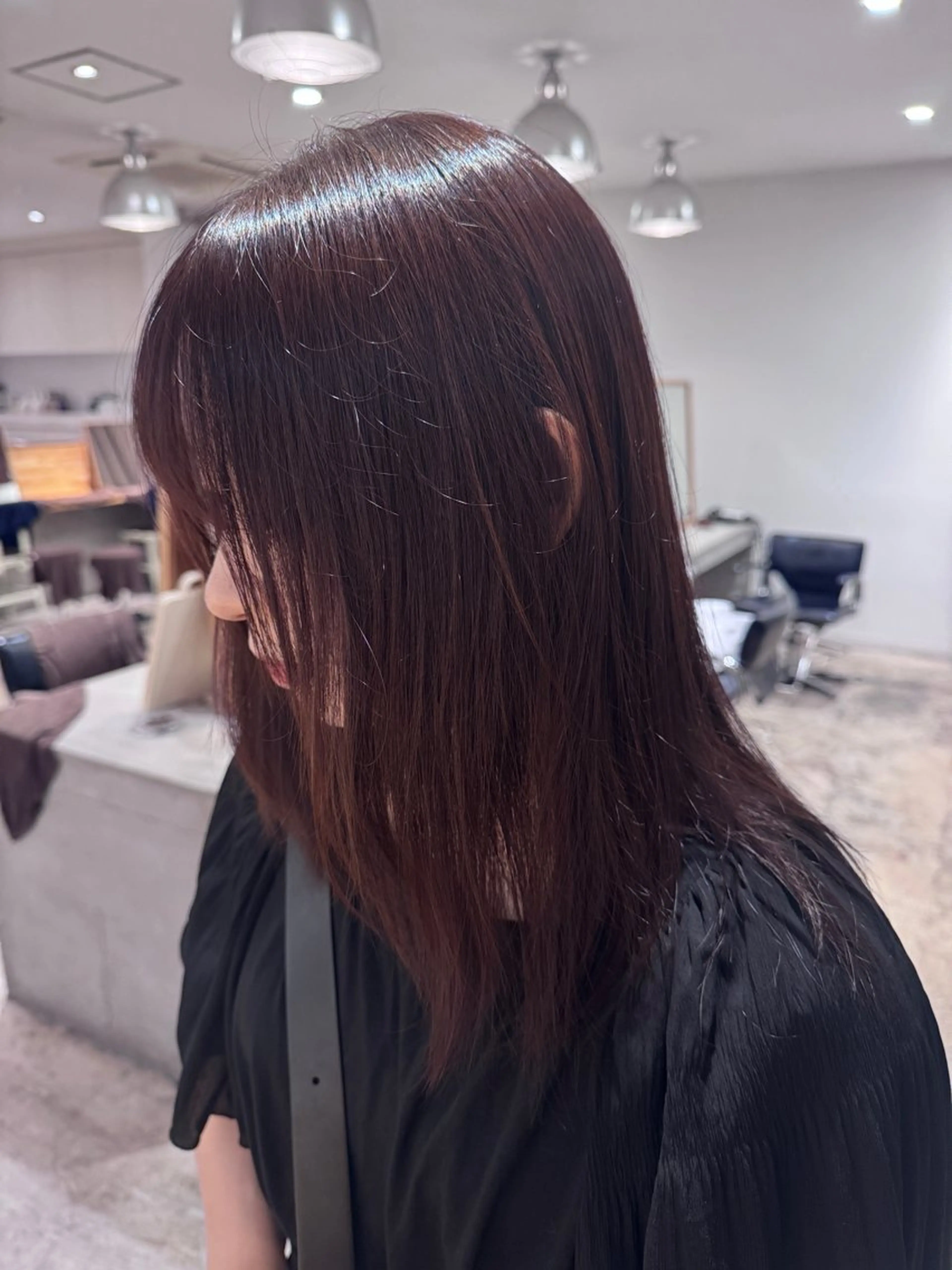 カラー NAVY miyoshiのヘアスタイル