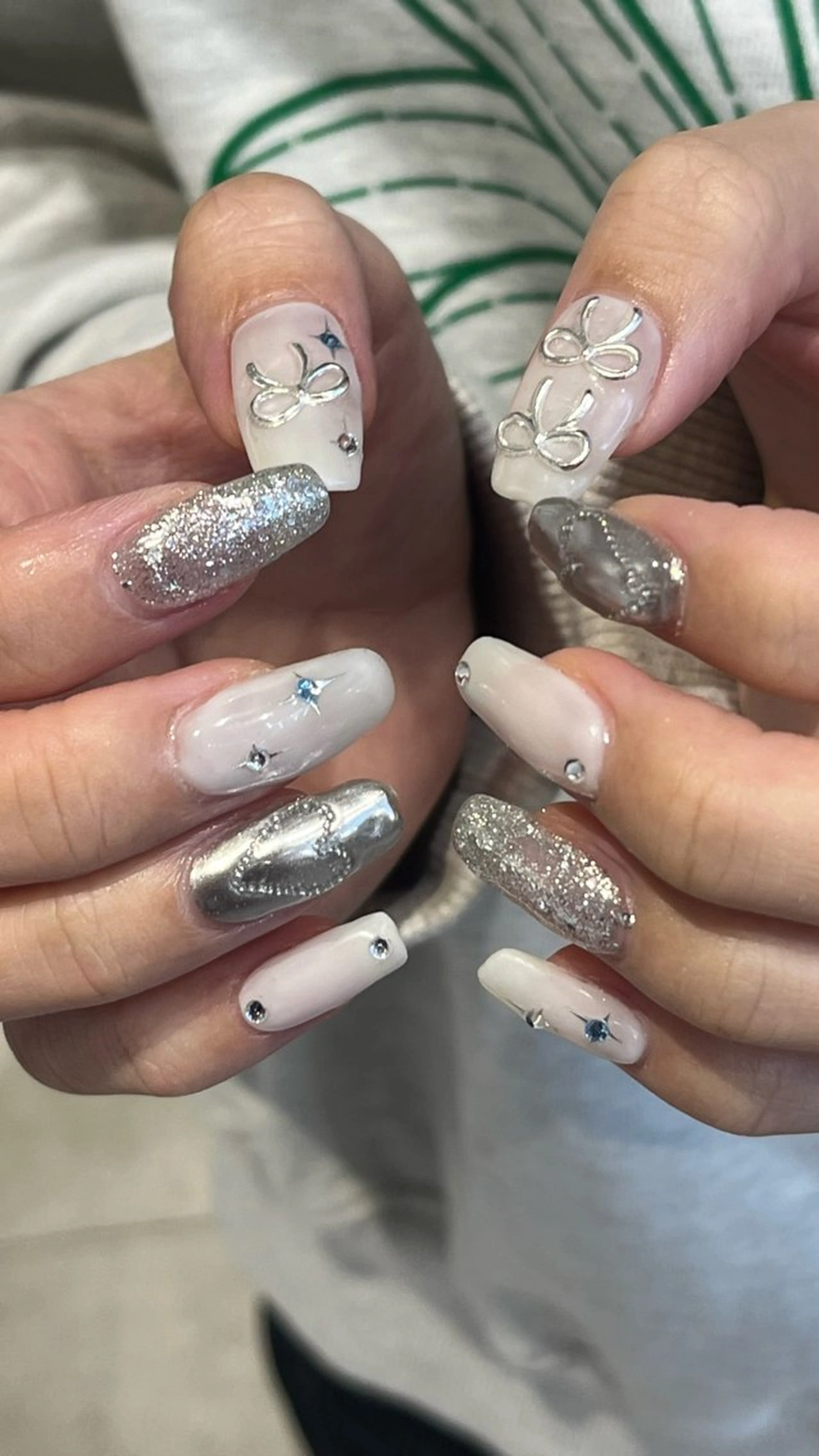 ネイル ハンドネイル メンズパーマ/ メッシュ📍ユリのヘアスタイル