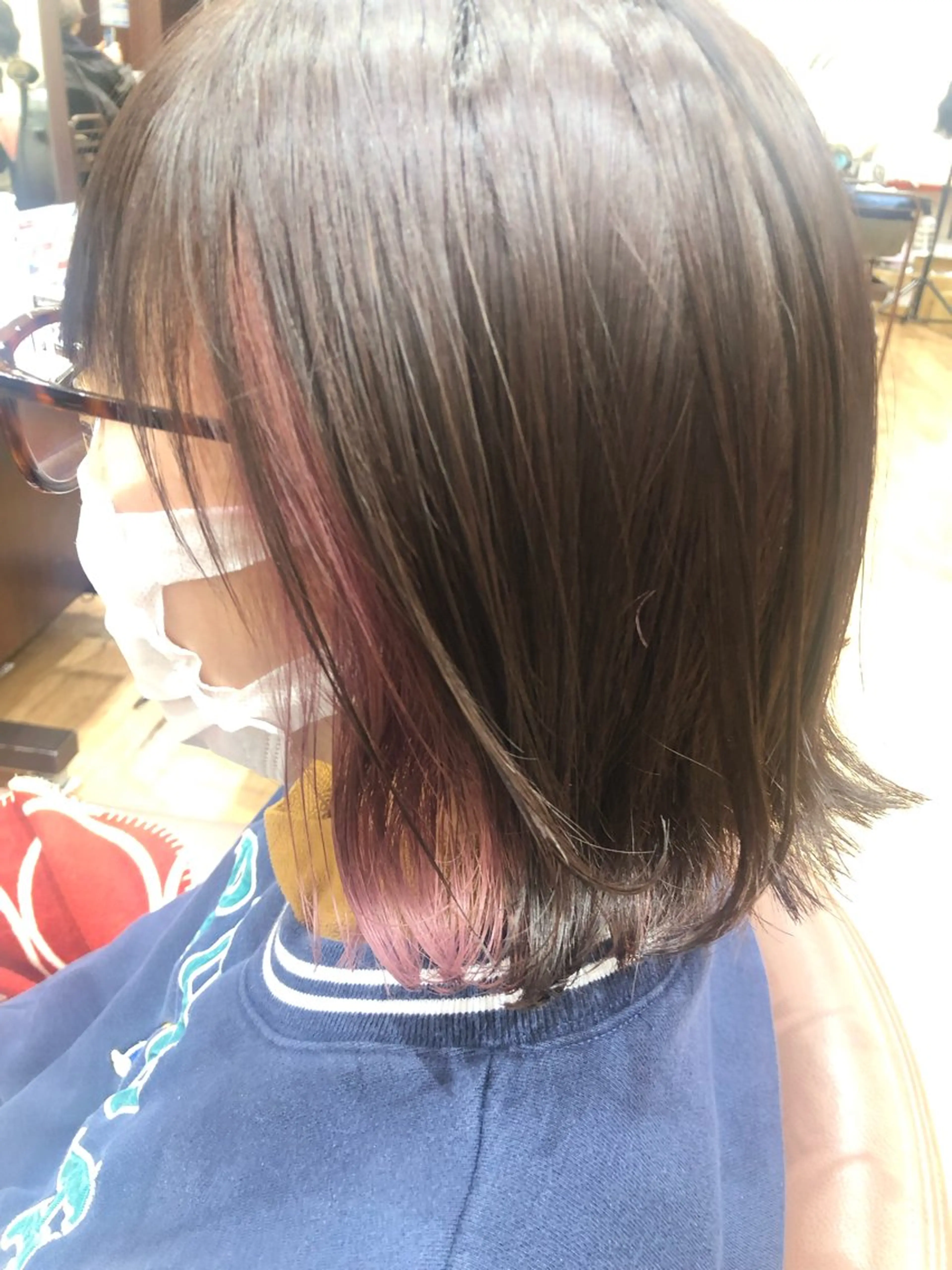 ミディアム パープルカラー カット ヘアカラー トリートメント 福島 雪華のヘアスタイル