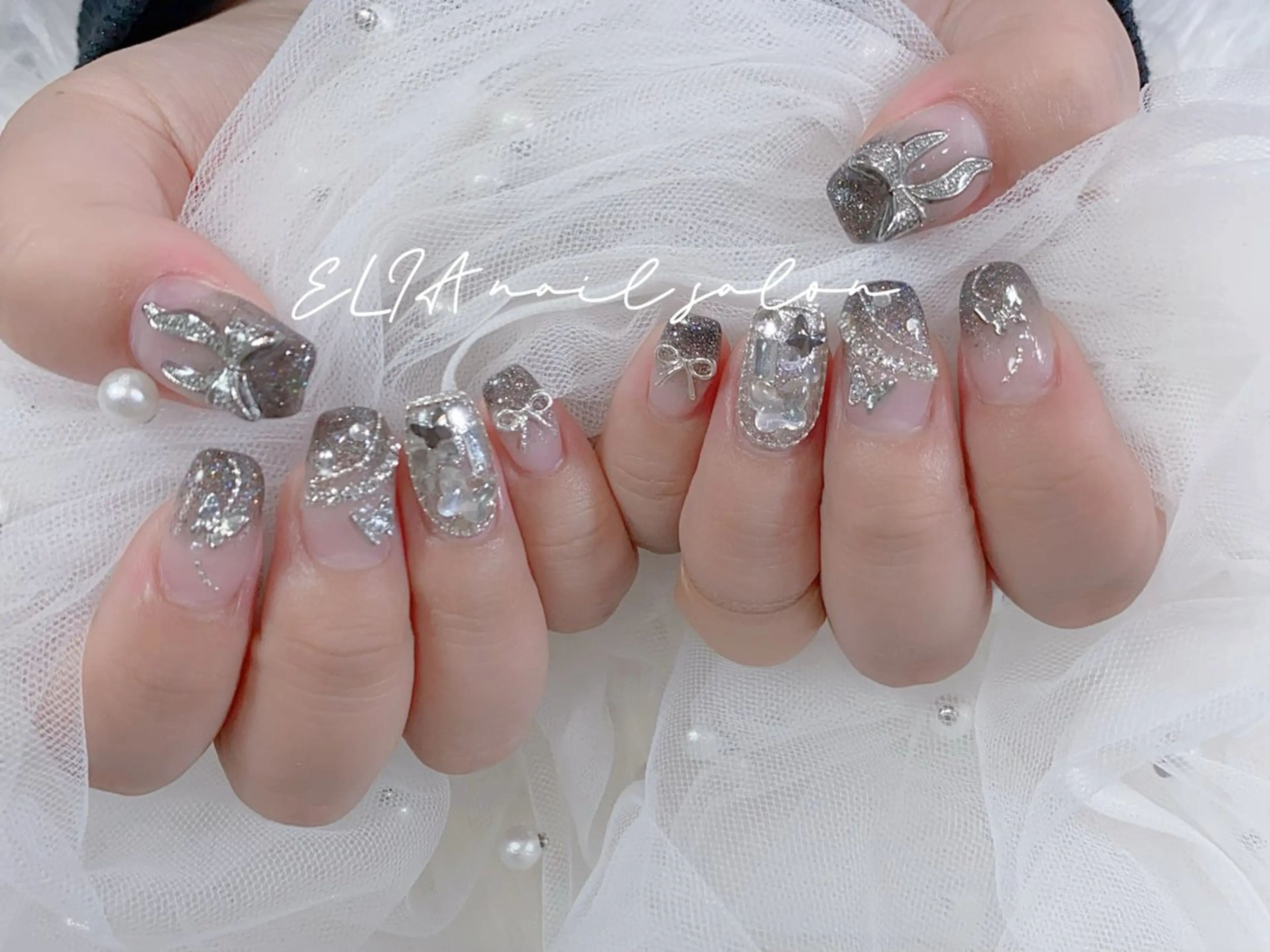ネイル チークネイル 長さ出し グラデーション ラメ(グリッター) ラメグラデーション ハンドネイル ELIA【エリア】 nailsalonのネイルデザイン