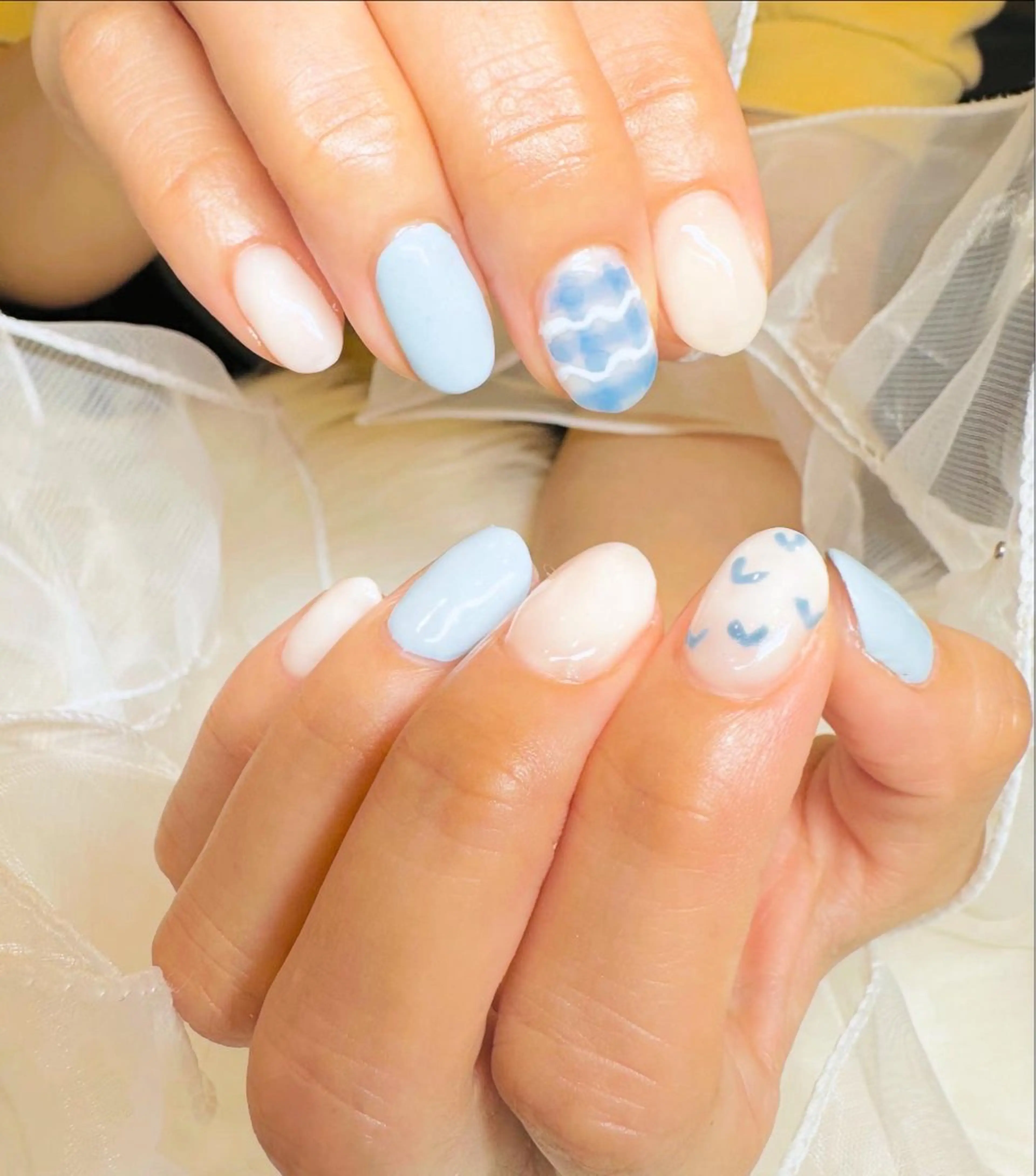 ネイル アートネイル ブルー ハート ハンドネイル ネイルサロンエレノア所属・田端 笑理菜のネイルデザイン