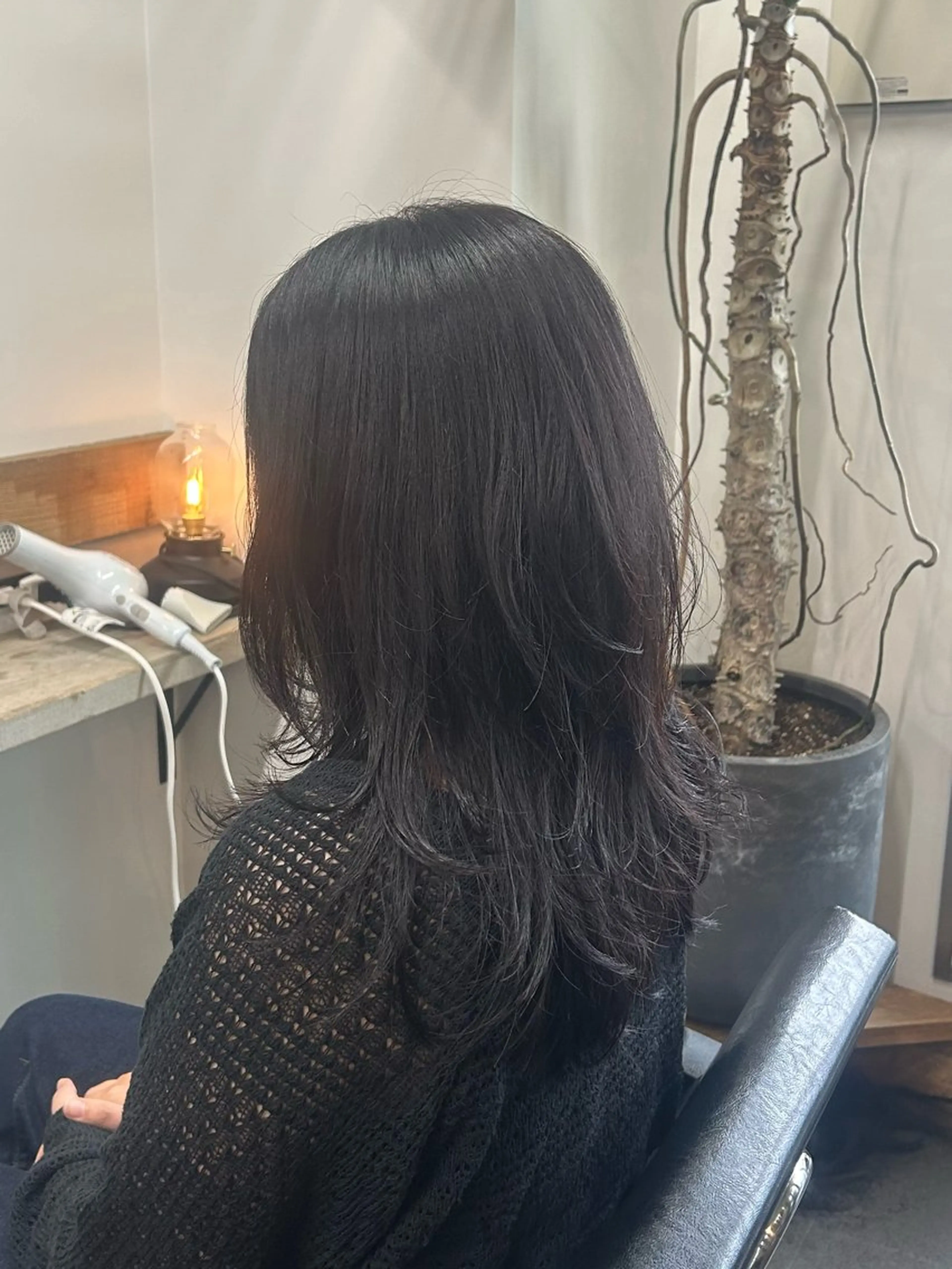 セミロング カラー ハッシュカット Flag hair所属・か れんのヘアスタイル