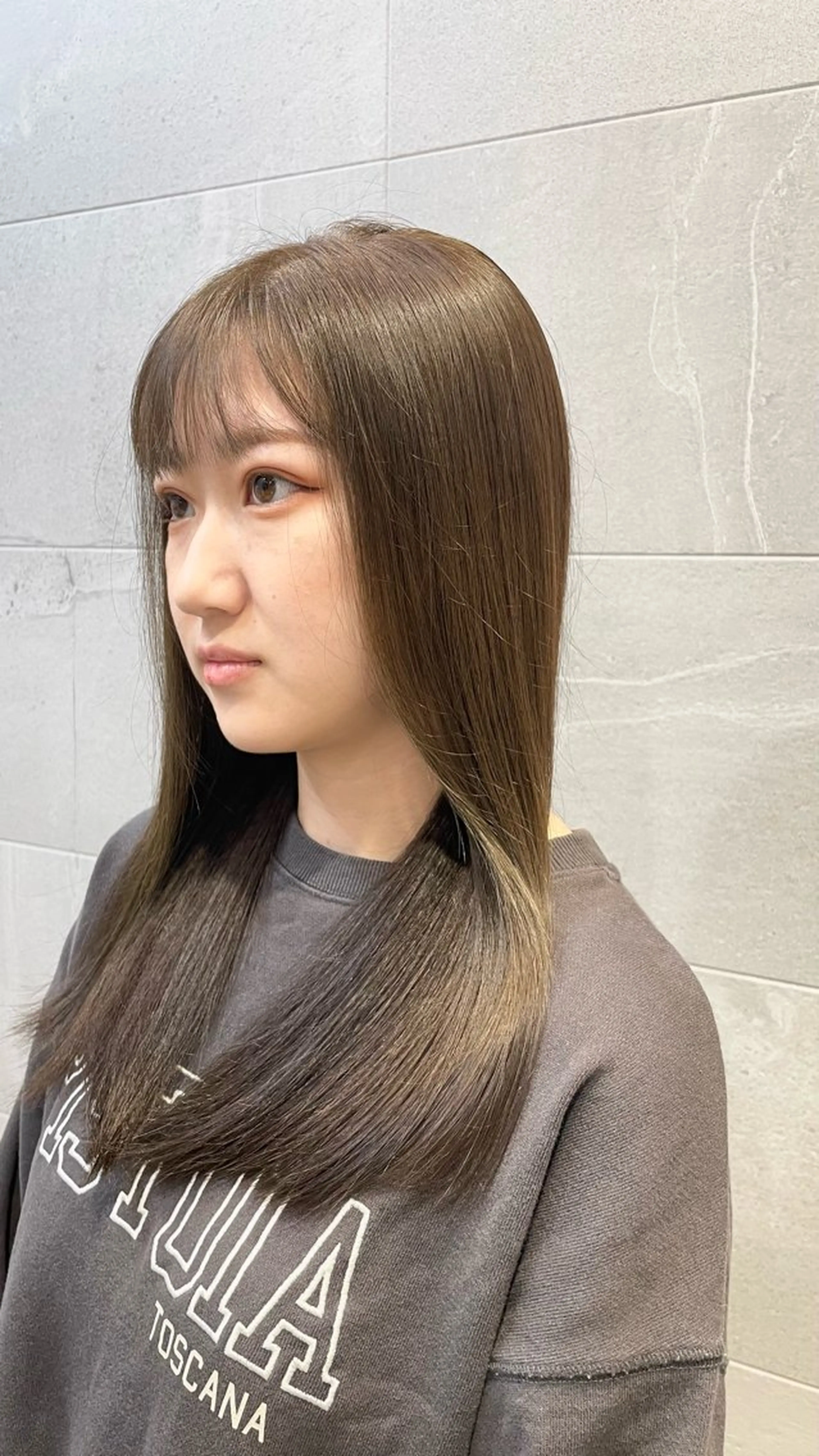 セミロング はやしだ あおいのヘアスタイル