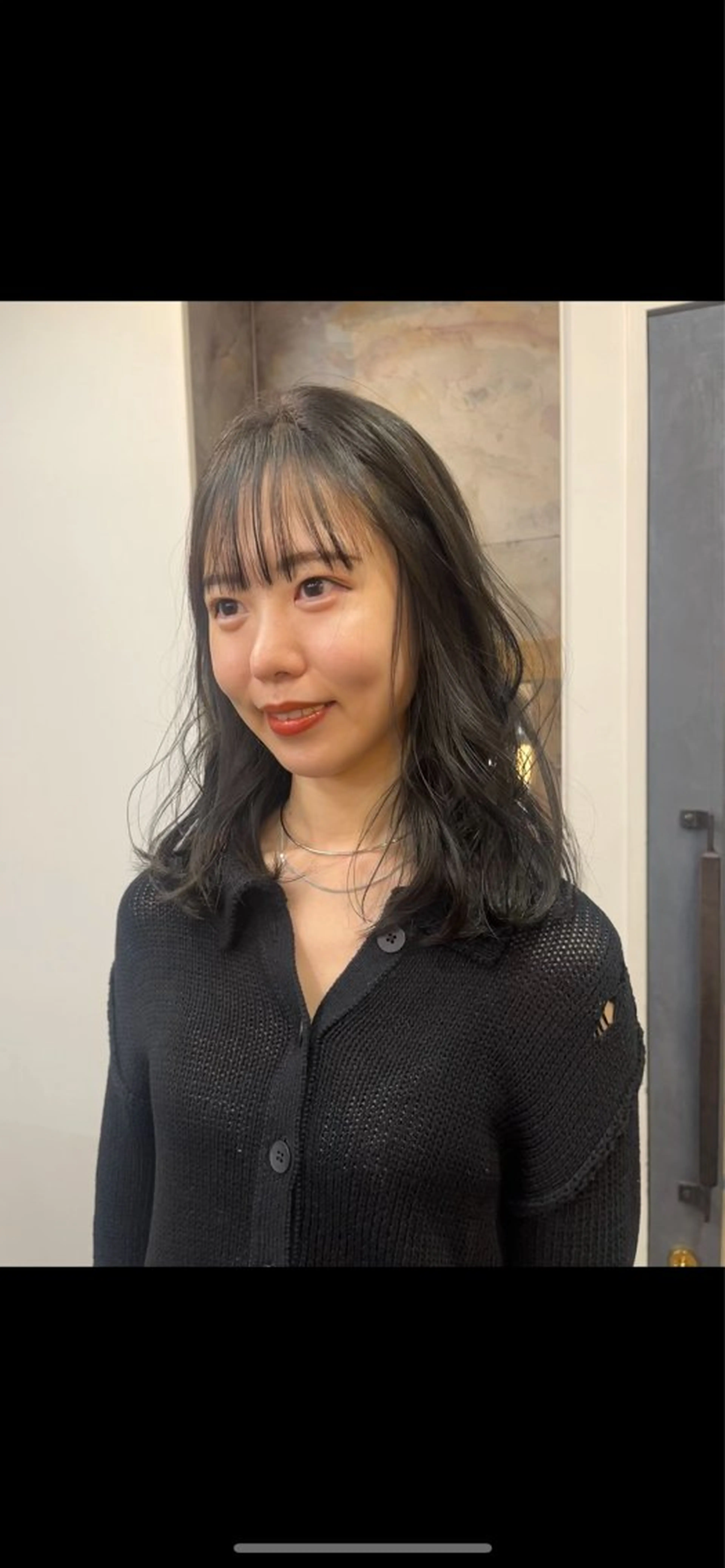 セミロング カラー オリーブカラー 竹内 菜々子のヘアスタイル