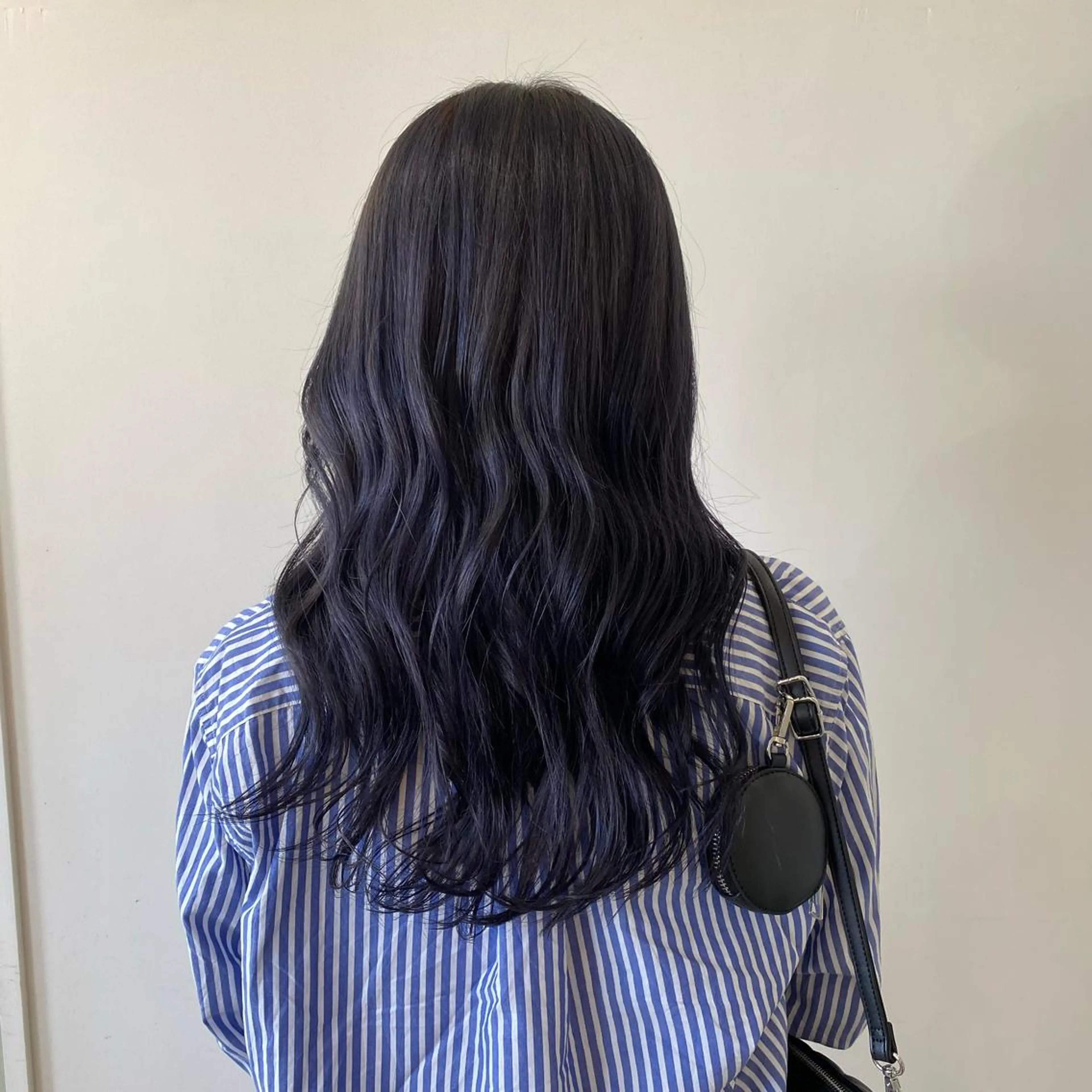 セミロング カラー 黒髪 ブルーカラー ブルーブラック rink / ETOILE +のヘアスタイル