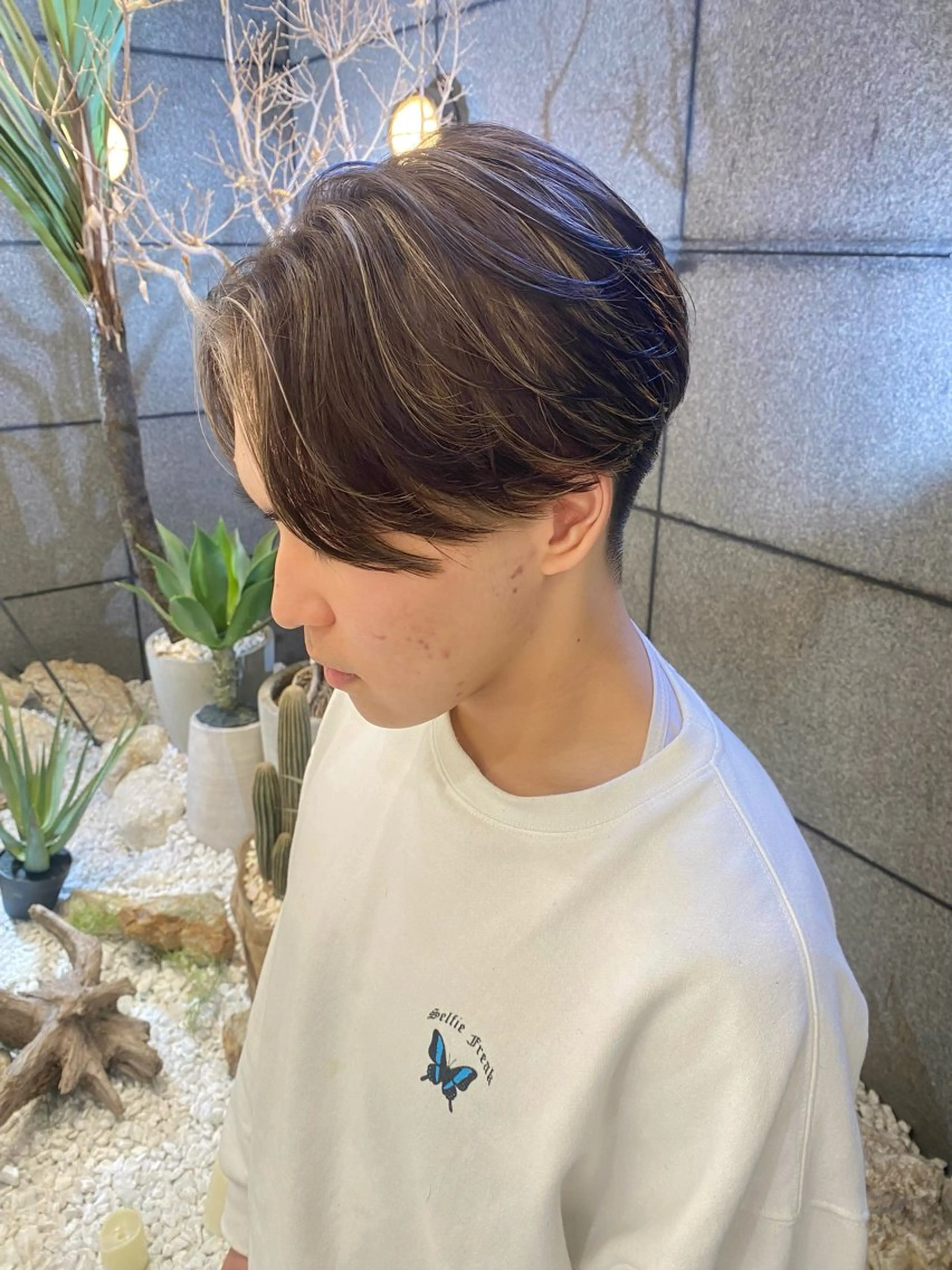 ショート カラー メンズ カット ヘアカラー 酸スト/フェザー パーマ/三谷海斗のマツエク・マツパデザイン