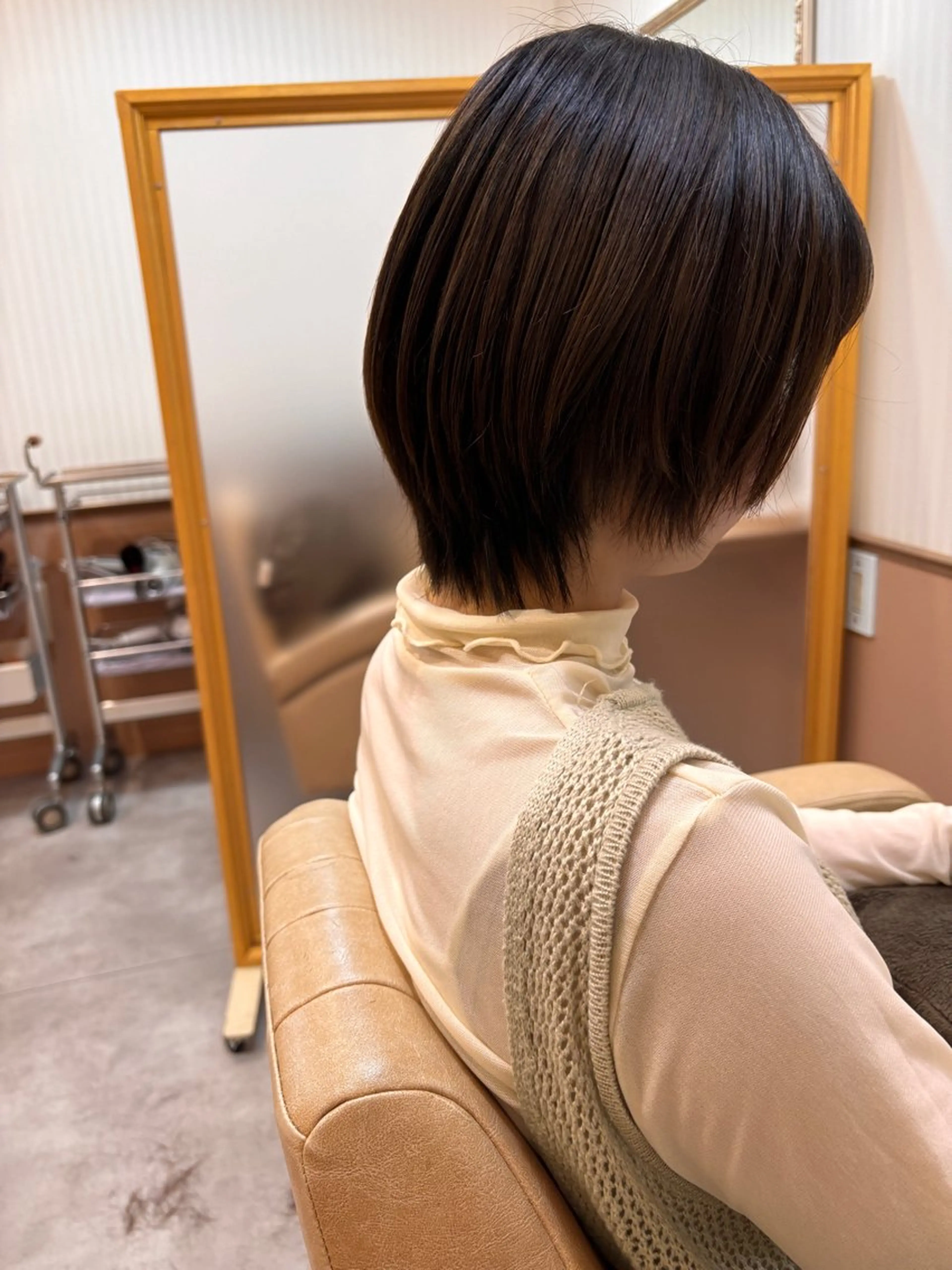 ショート シンセティックヘアデザイン所属・吉井 愛のヘアスタイル