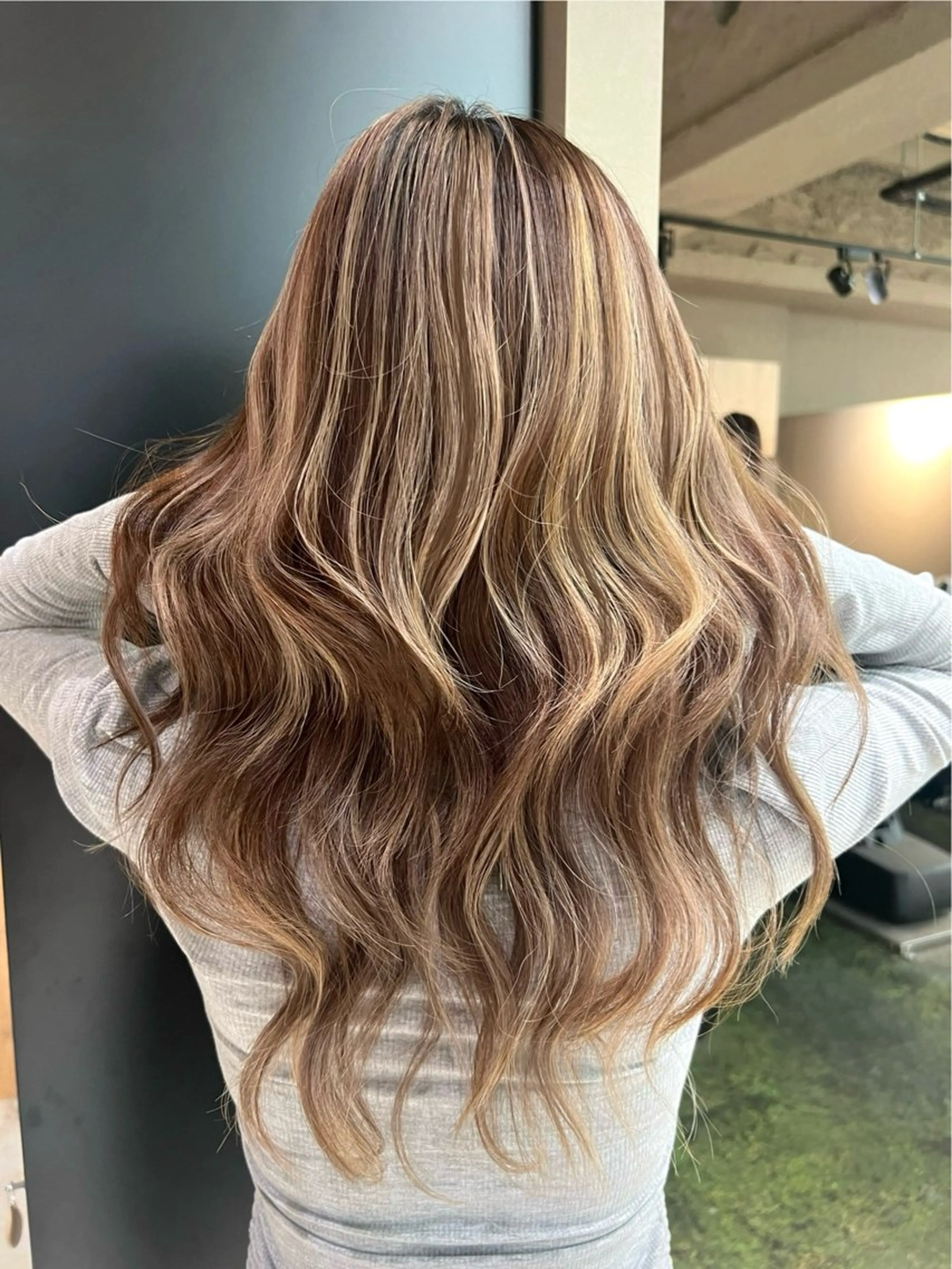 セミロング カラー 💖難波レイヤー カット💖ツバサのヘアスタイル