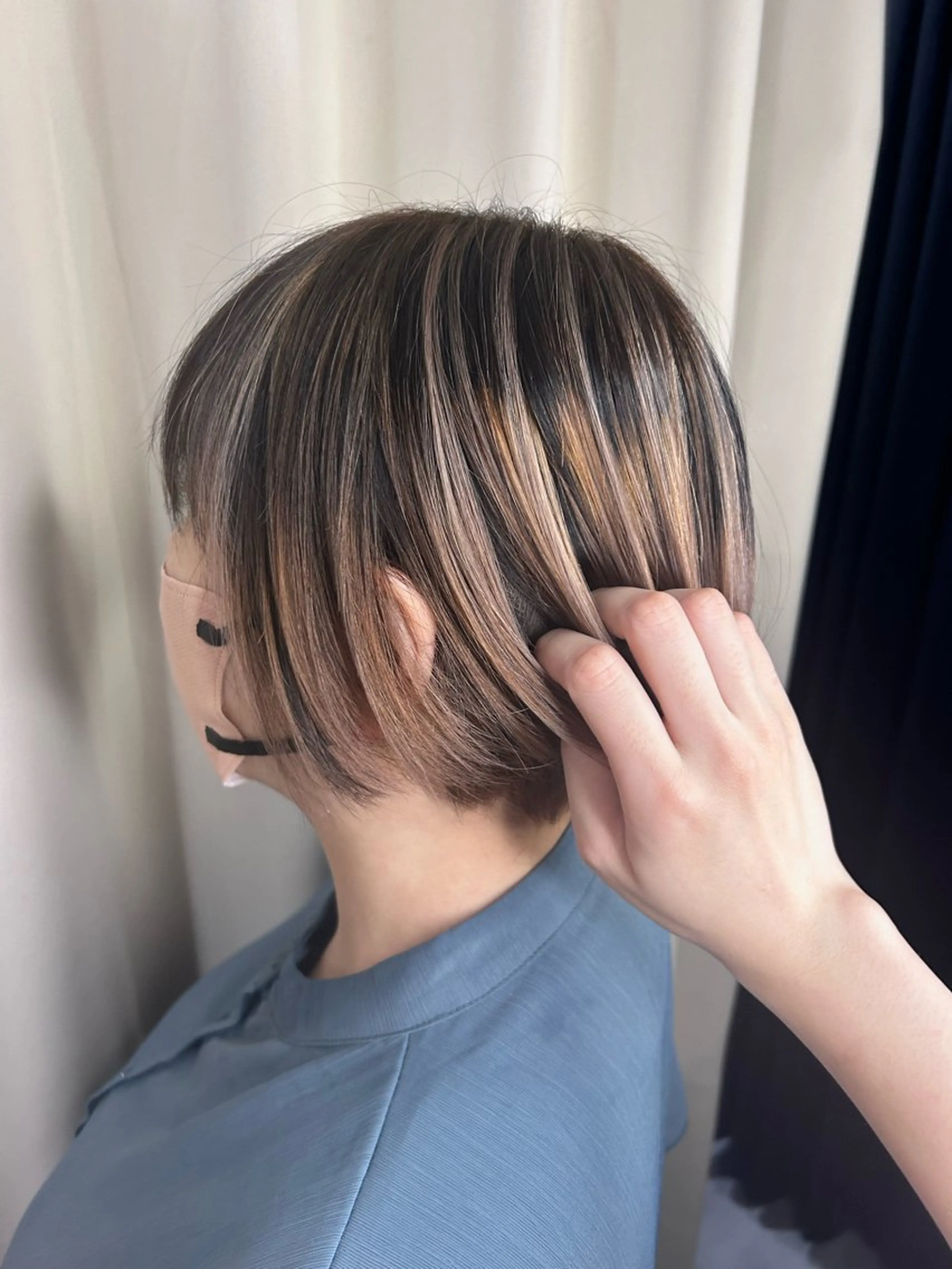 ショート ハイライト ショートヘア カット ヘアカラー mizuki THREE（A）のヘアスタイル