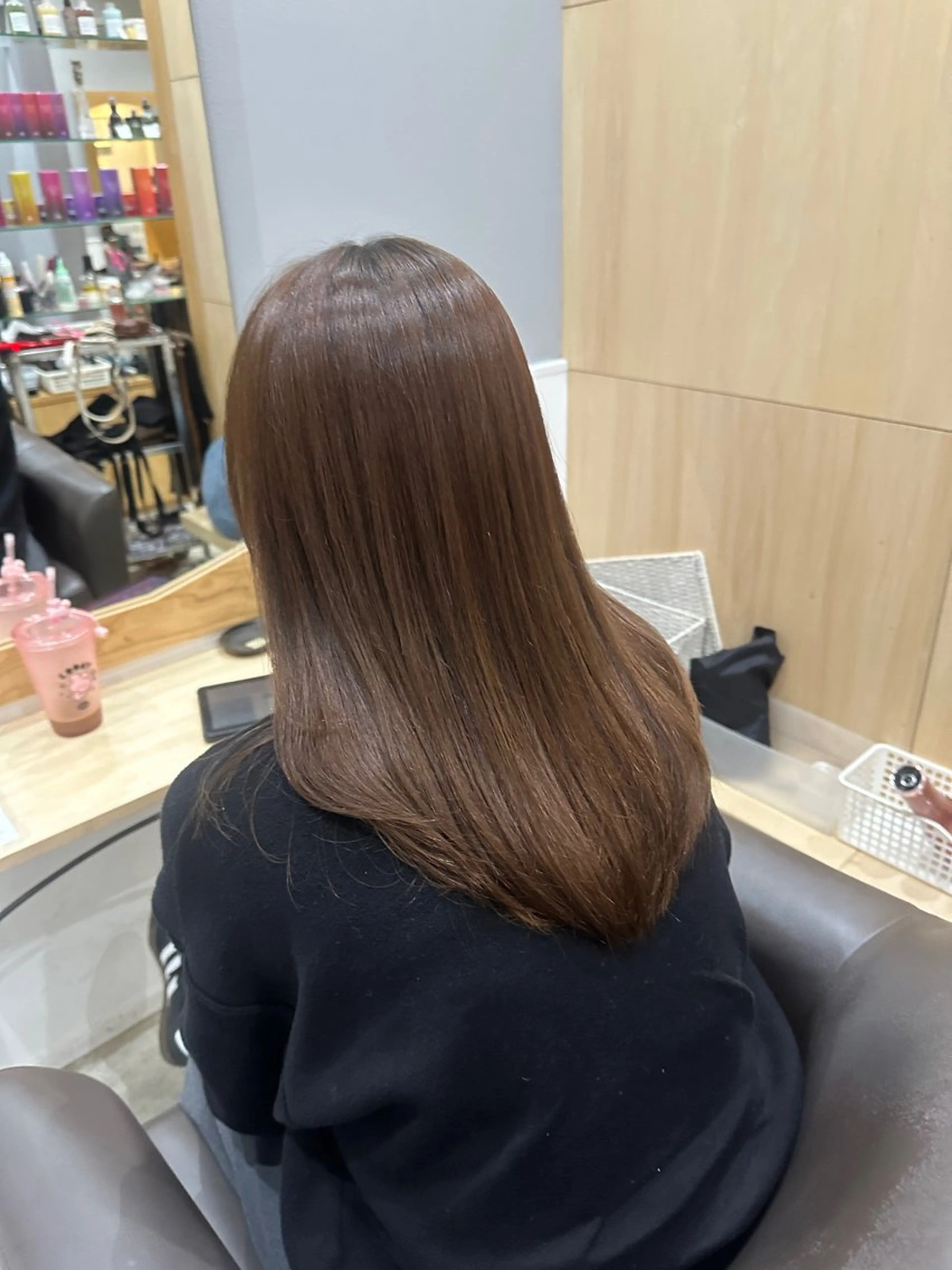 ミディアム カット ヘアカラー トリートメント miloc MOMOKAのヘアスタイル