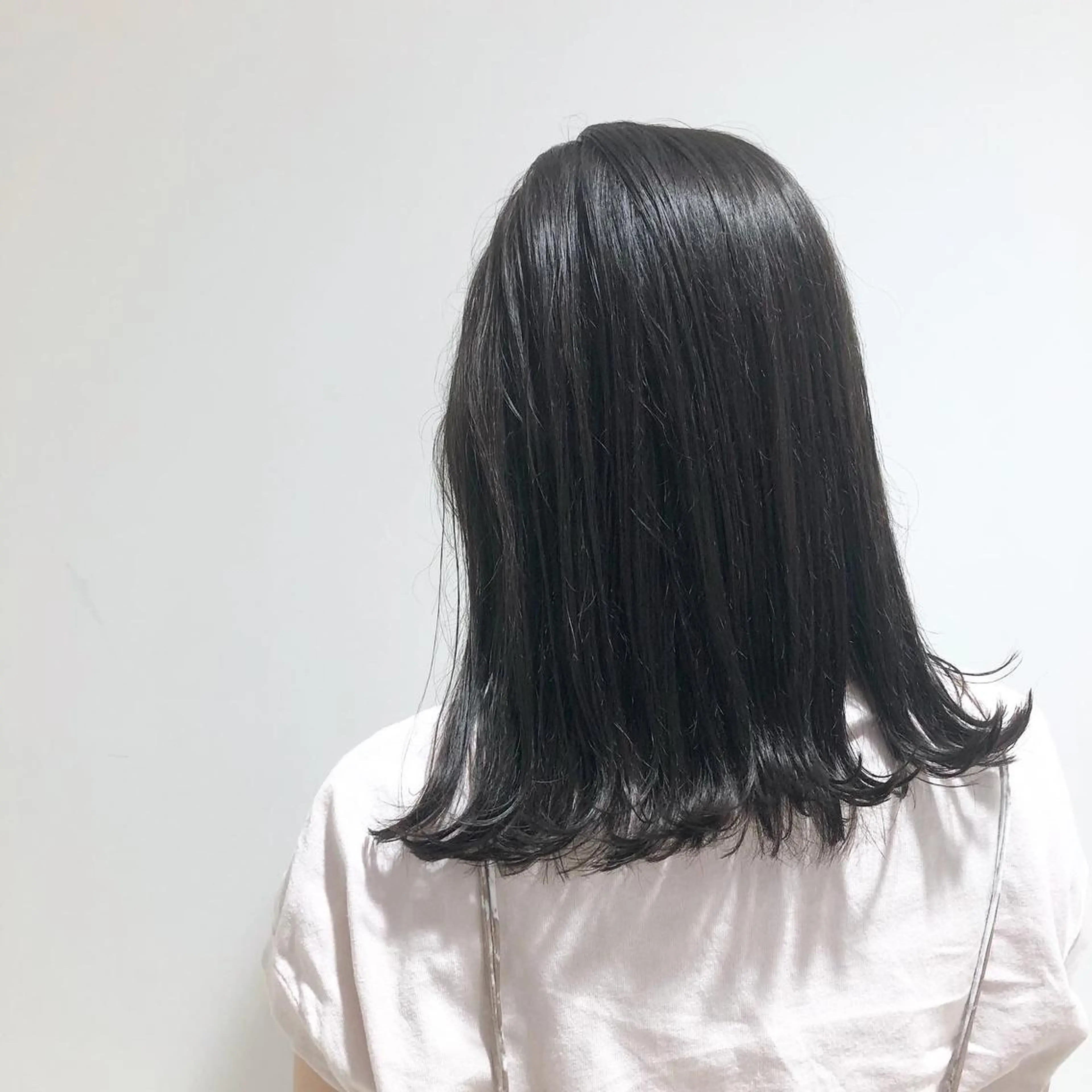 ミディアム i.+sapporo所属・🩶韓国ヘア🩶 くびれ❤︎顔まわりのヘアスタイル