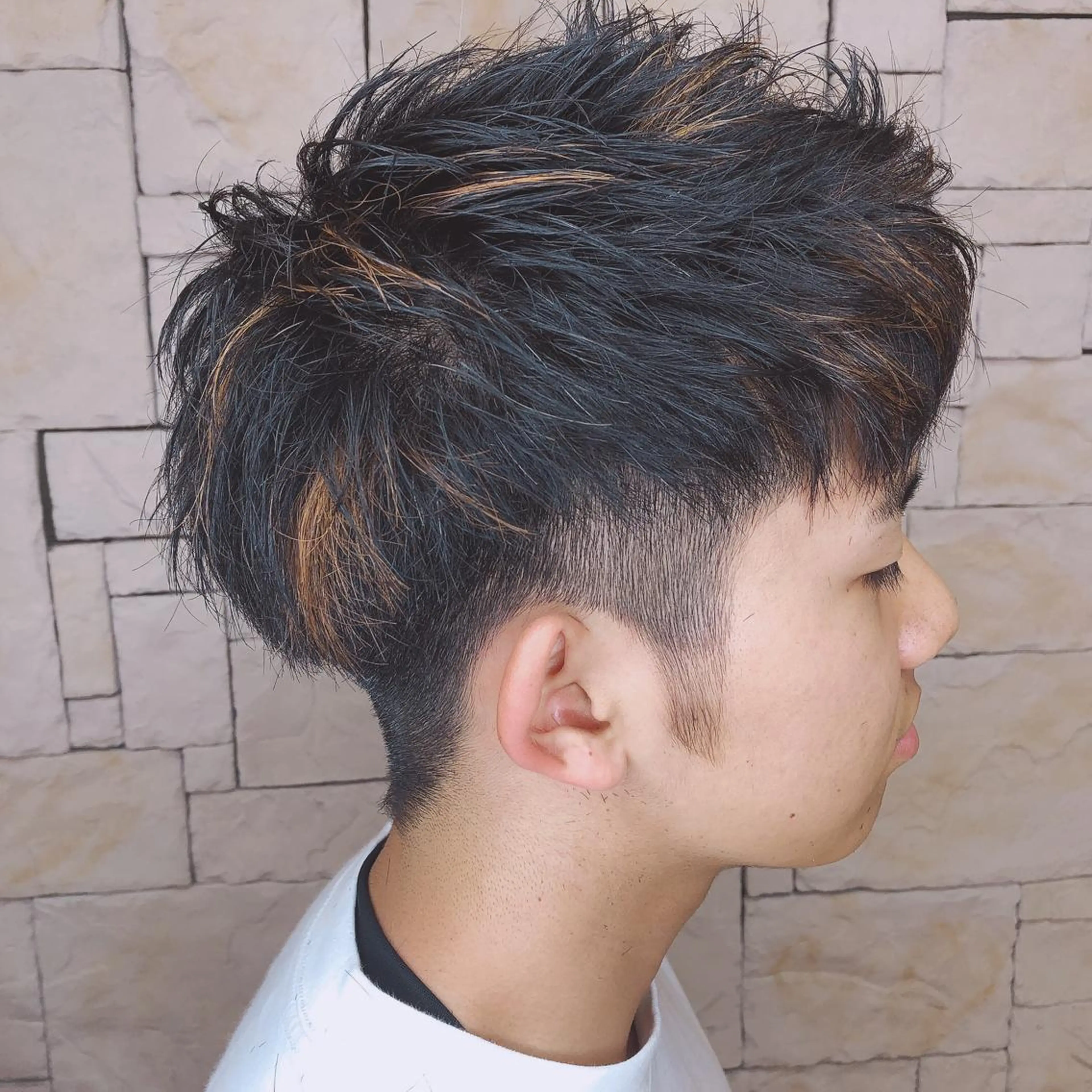 ショート カラー メンズ soigné所属・白髪ぼかし 髪質改善カラーESAのヘアスタイル