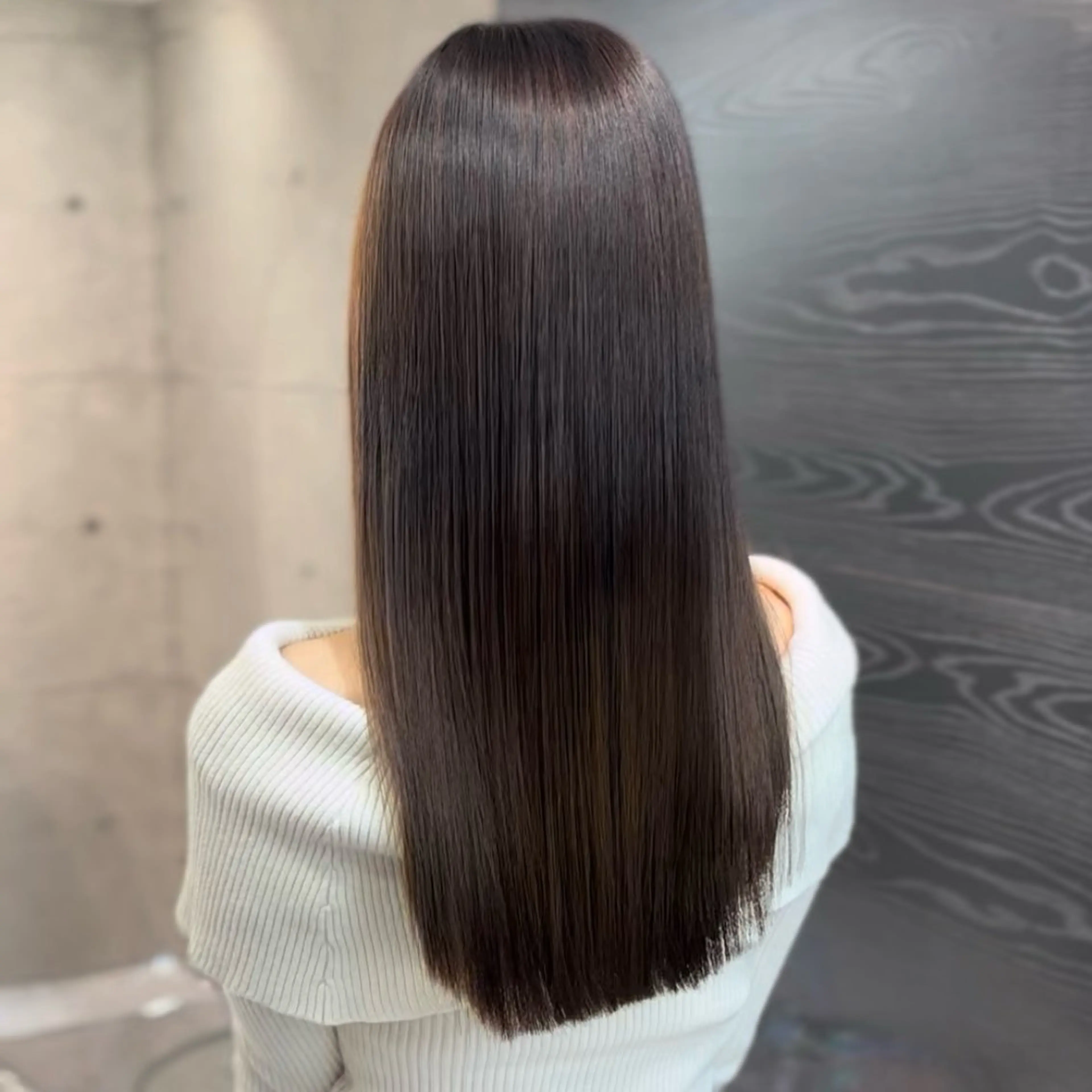 ロング パーマ 縮毛矯正 カット 縮毛矯正 トリートメント 🌸【美髪特化】 / 髪質改善櫻井🌸のヘアスタイル
