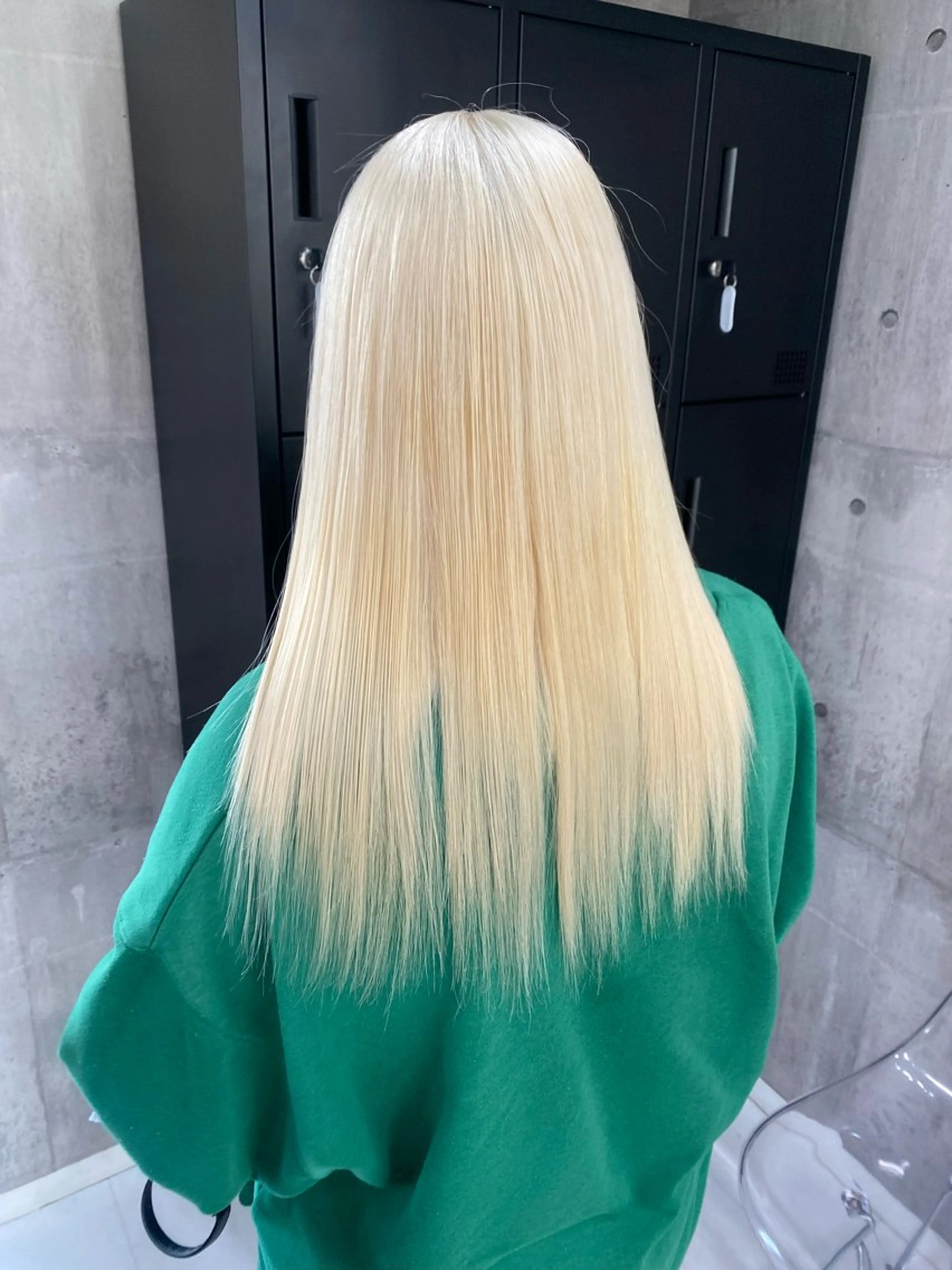 ロング カラー ヘアアレンジ メンズ ヘアカラー のん🎀ハイトーン/ レイヤーカット🐳のヘアスタイル
