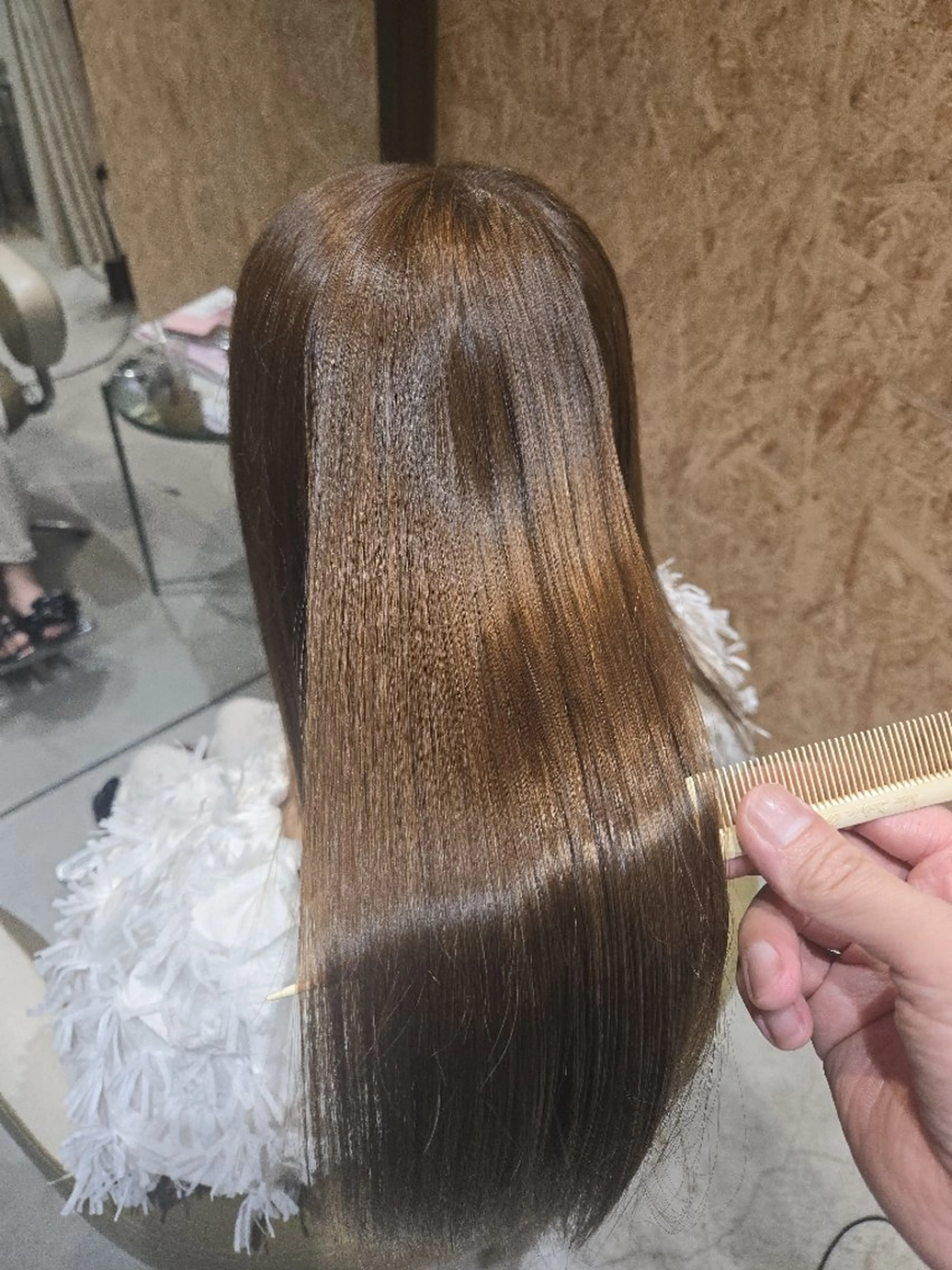 セミロング カット 縮毛矯正 尾澤 尚希のヘアスタイル
