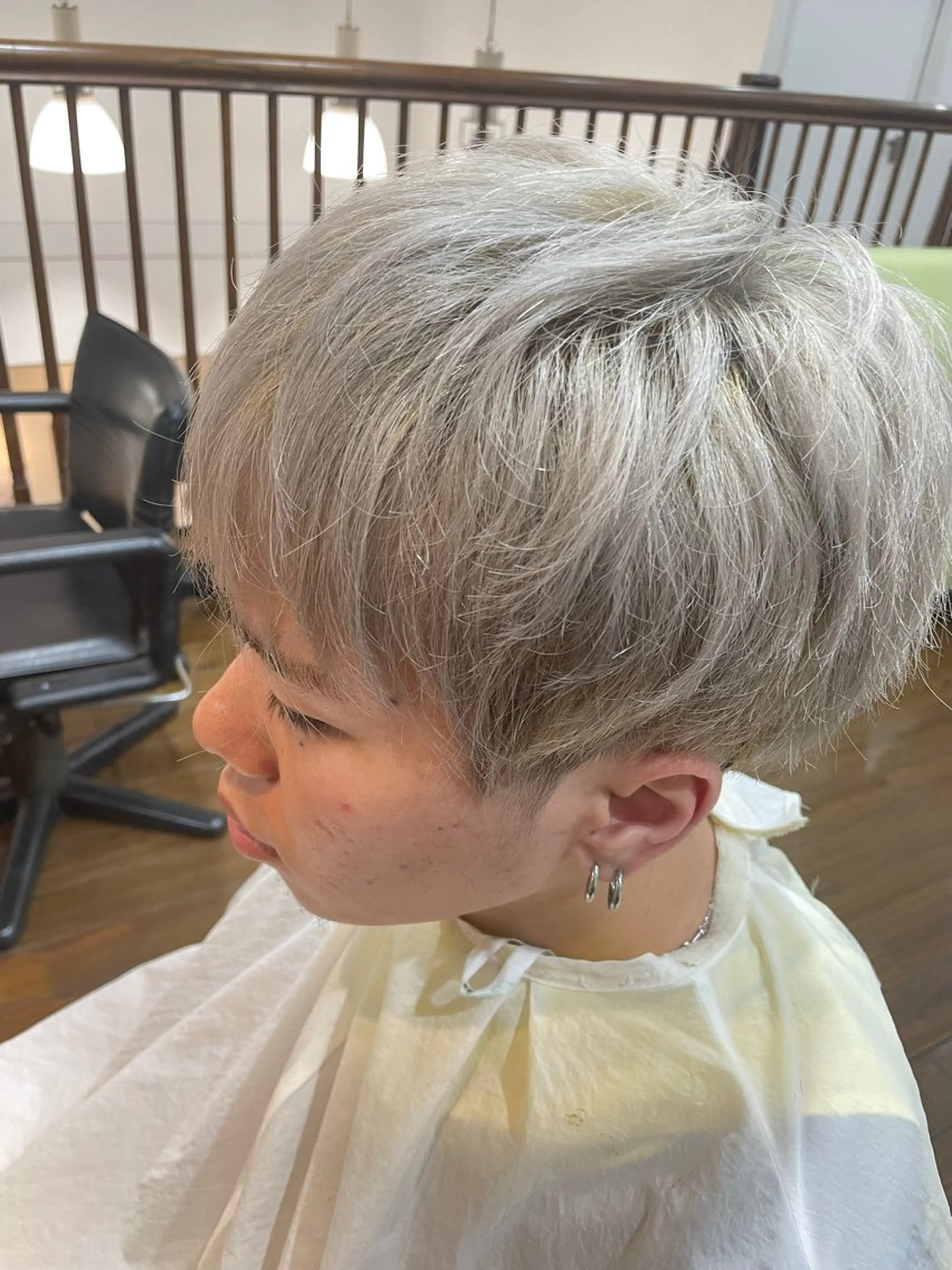 カラー メンズ molla所属・やまもと あきこのヘアスタイル
