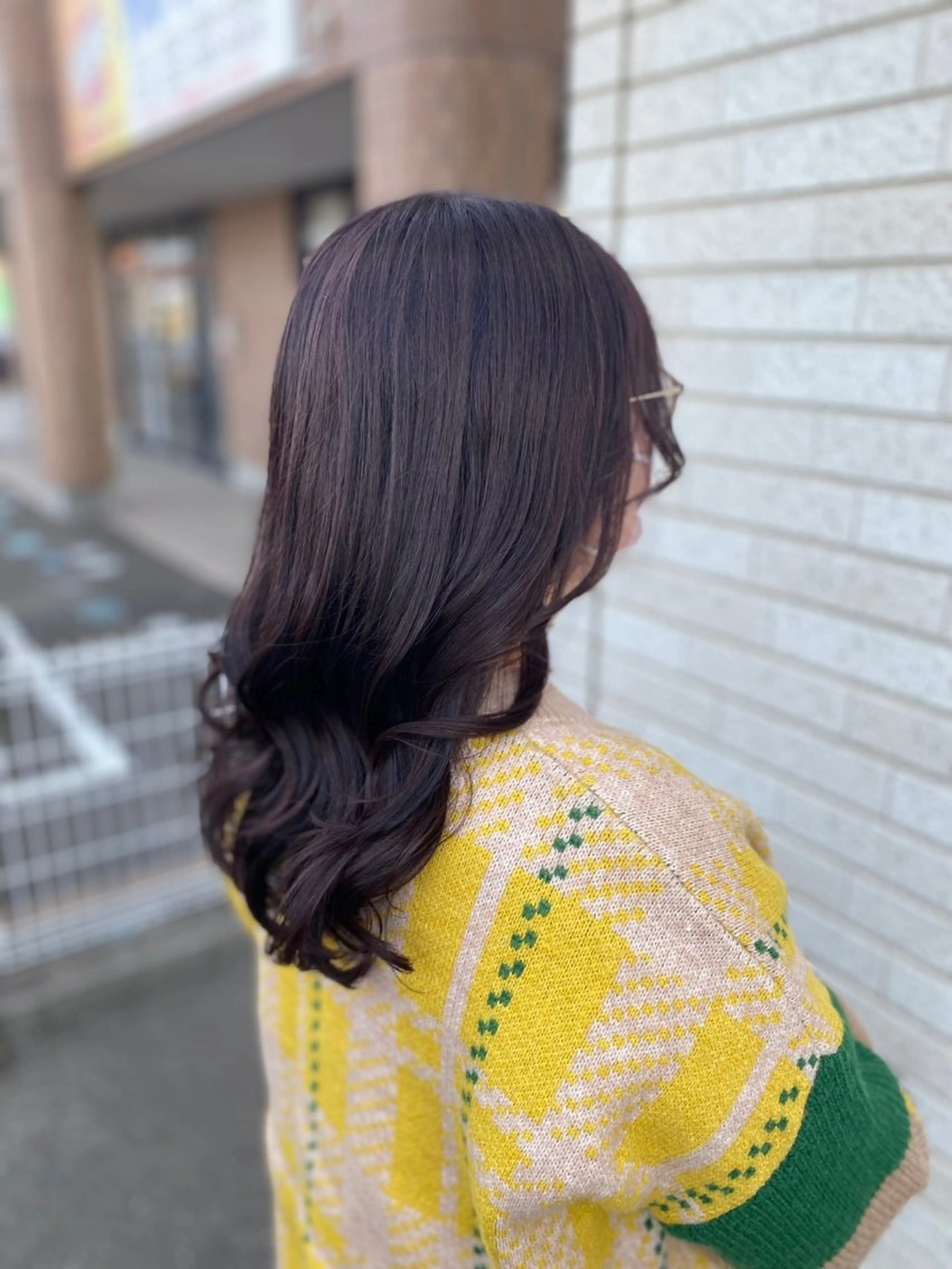 ロング カラー 黒髪 ヘアカラー 安住 千明のヘアスタイル