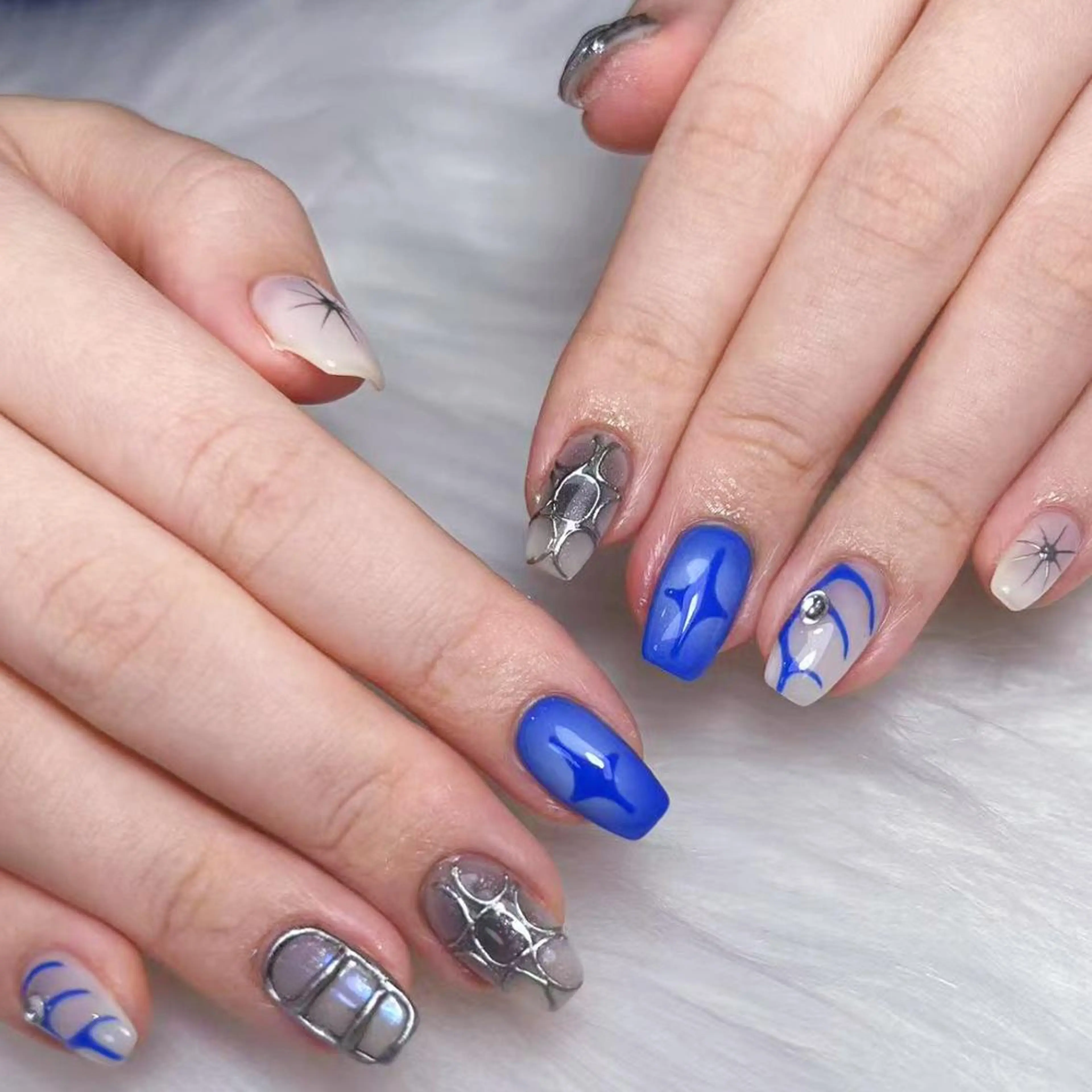 ネイル アートネイル オーロラネイル ガーリー キラキラネイル 韓国ネイル ハンドネイル ハンドケア Nail Monsterのネイルデザイン