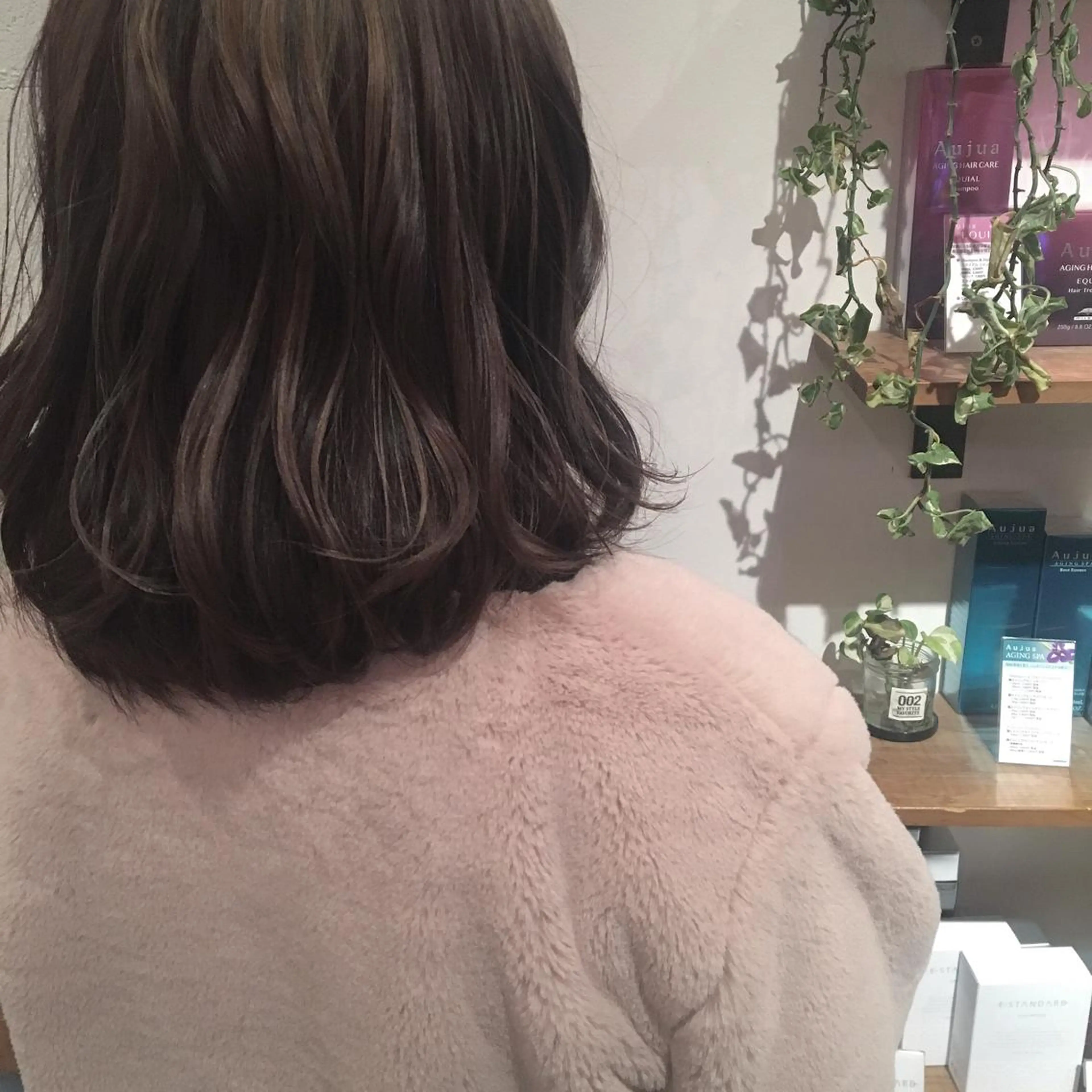 ミディアム カラー グレージュ ハイライトカラー ハイライト SALOWIN所属・マンツーマン美容師 MIHO♡のヘアスタイル