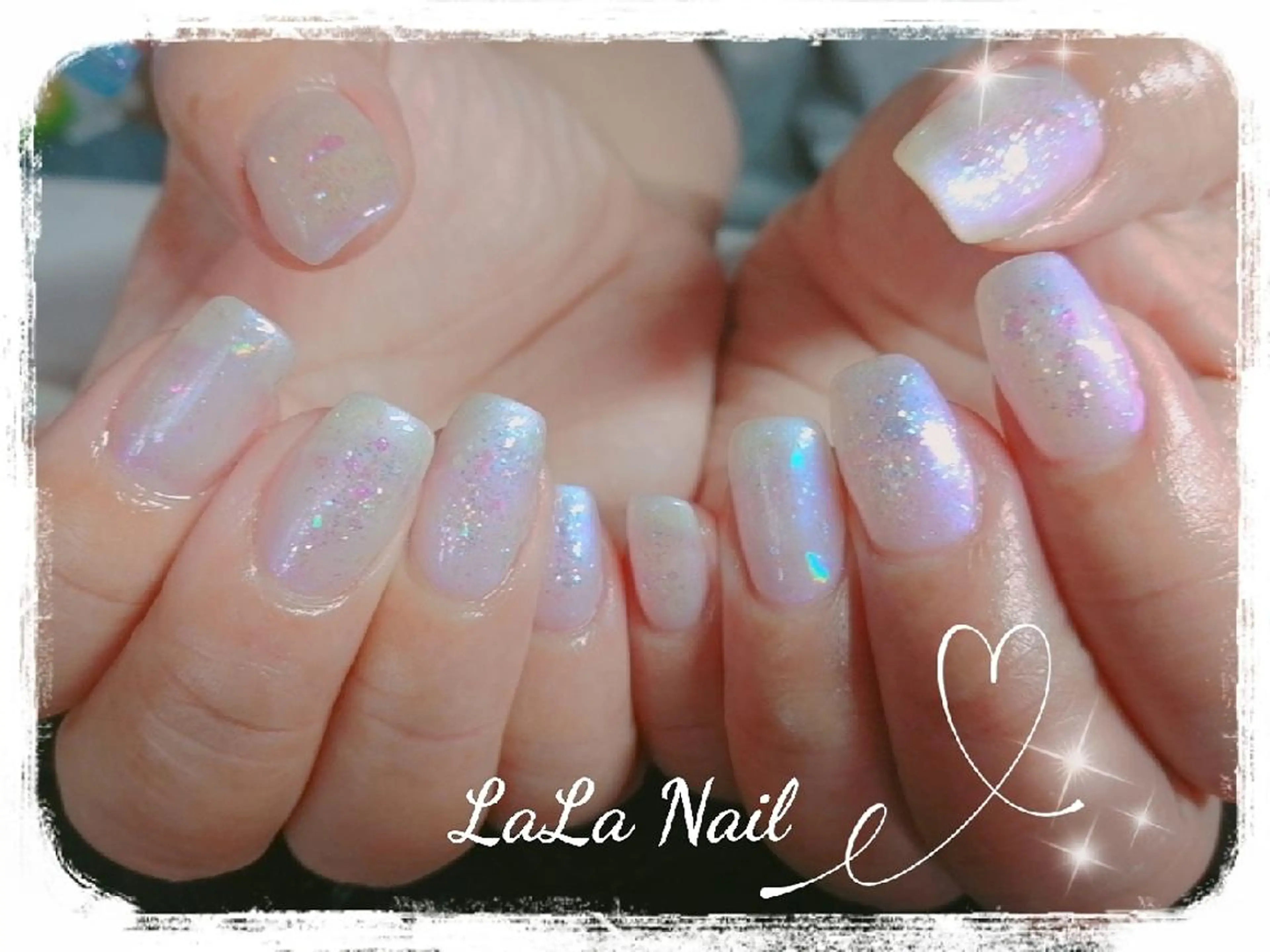 ネイル キラキラネイル 夏ネイル LaLa Nail所属・LaLa Nailのネイルデザイン