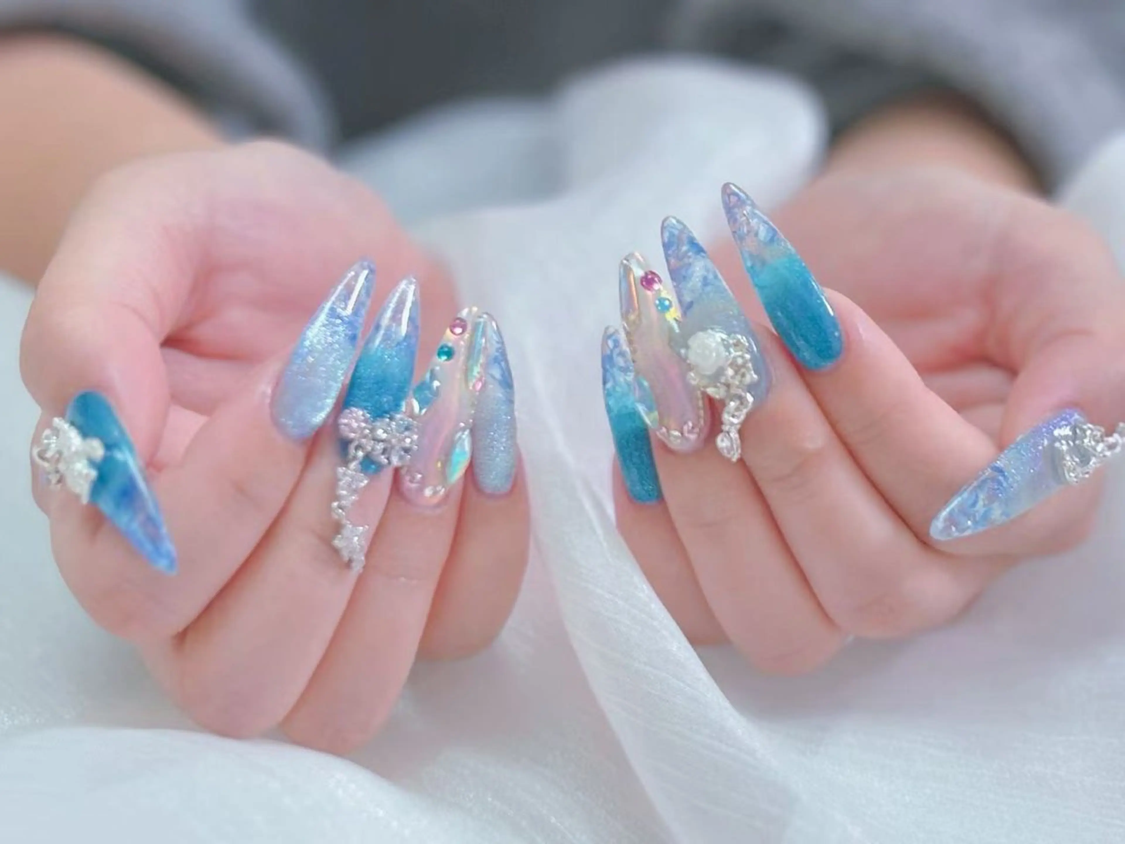 ネイル ハンドネイル 🎀ネイルサロン エクラYUI🎀のネイルデザイン