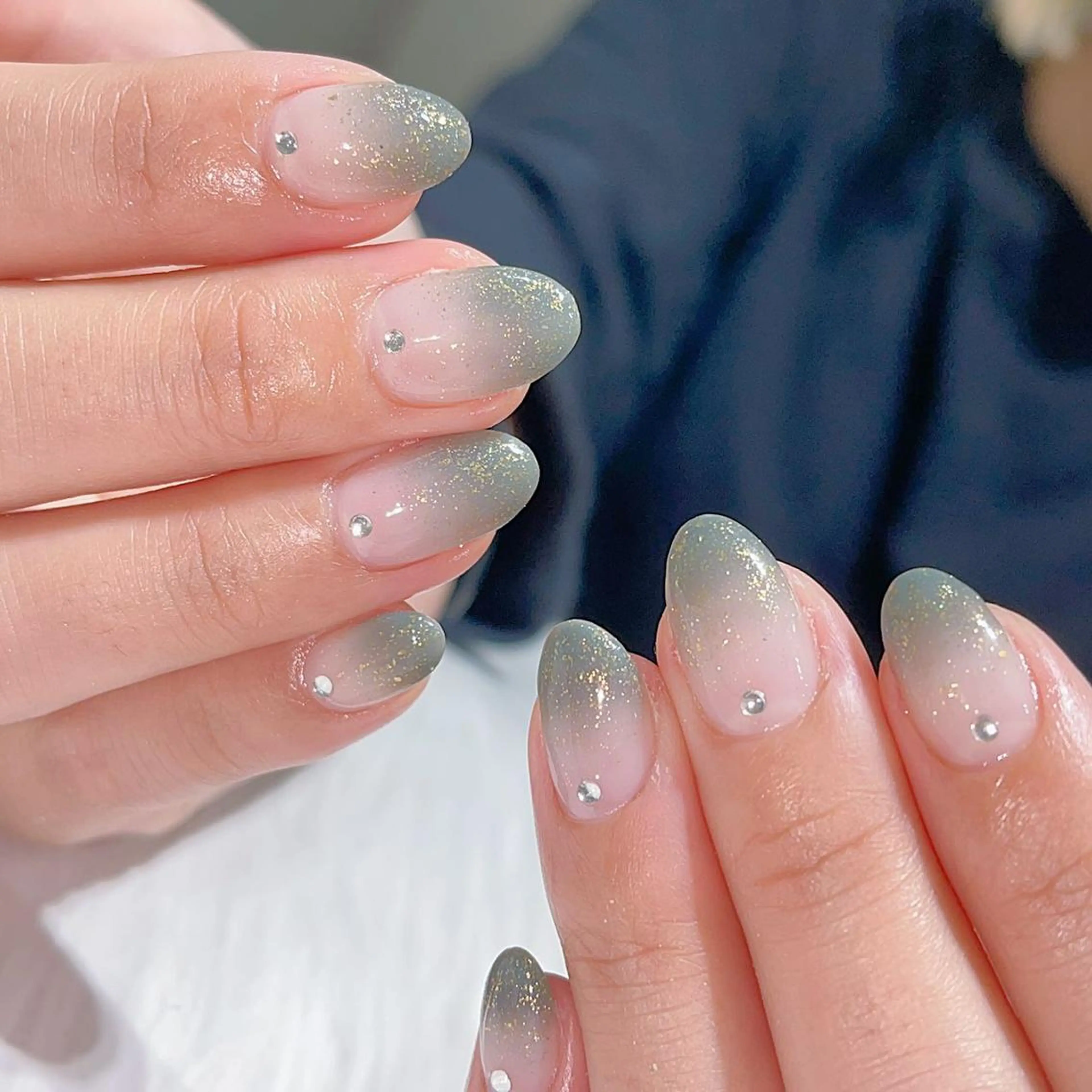 ネイル シンプルネイル Queens テイのネイルデザイン