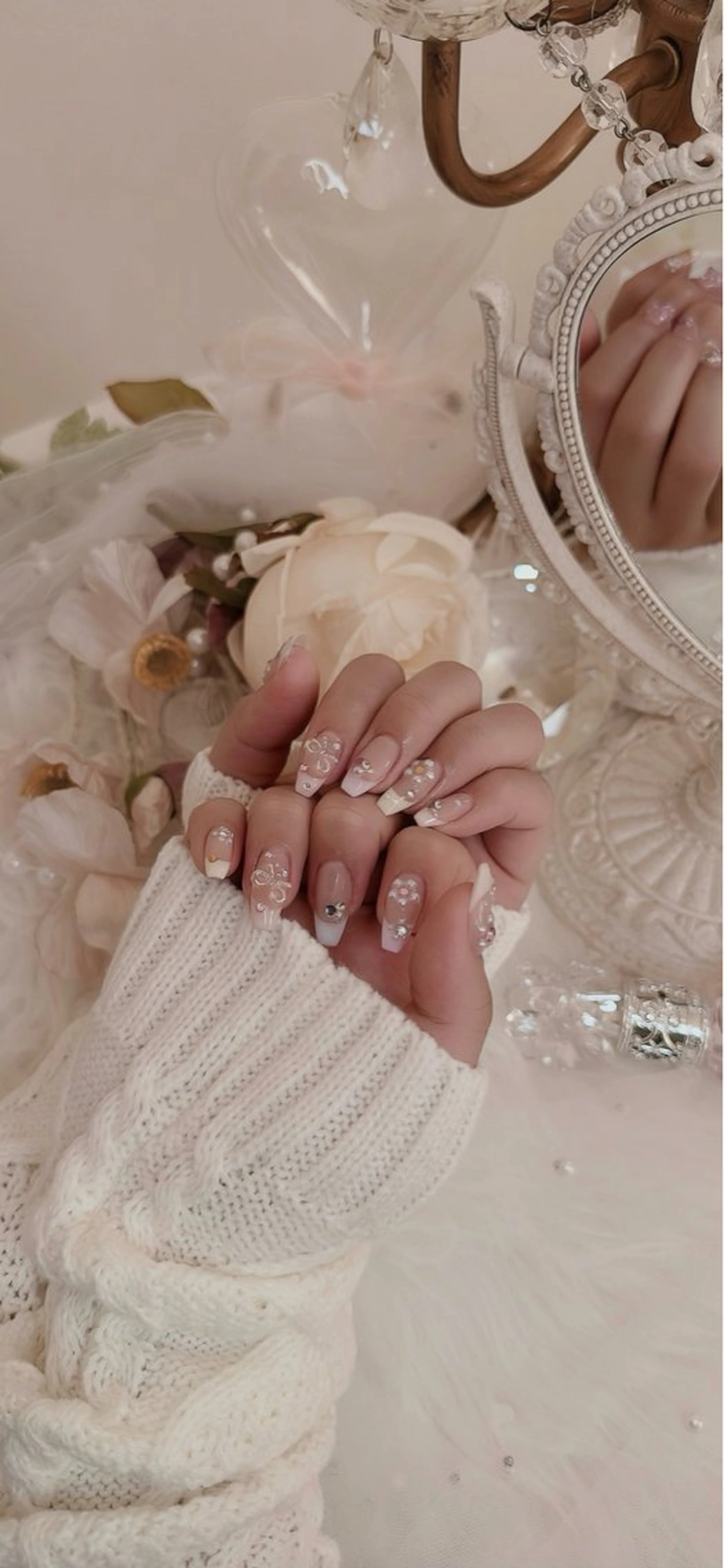 ネイル ハンドネイル ハンドケア Minéa nailのネイルデザイン