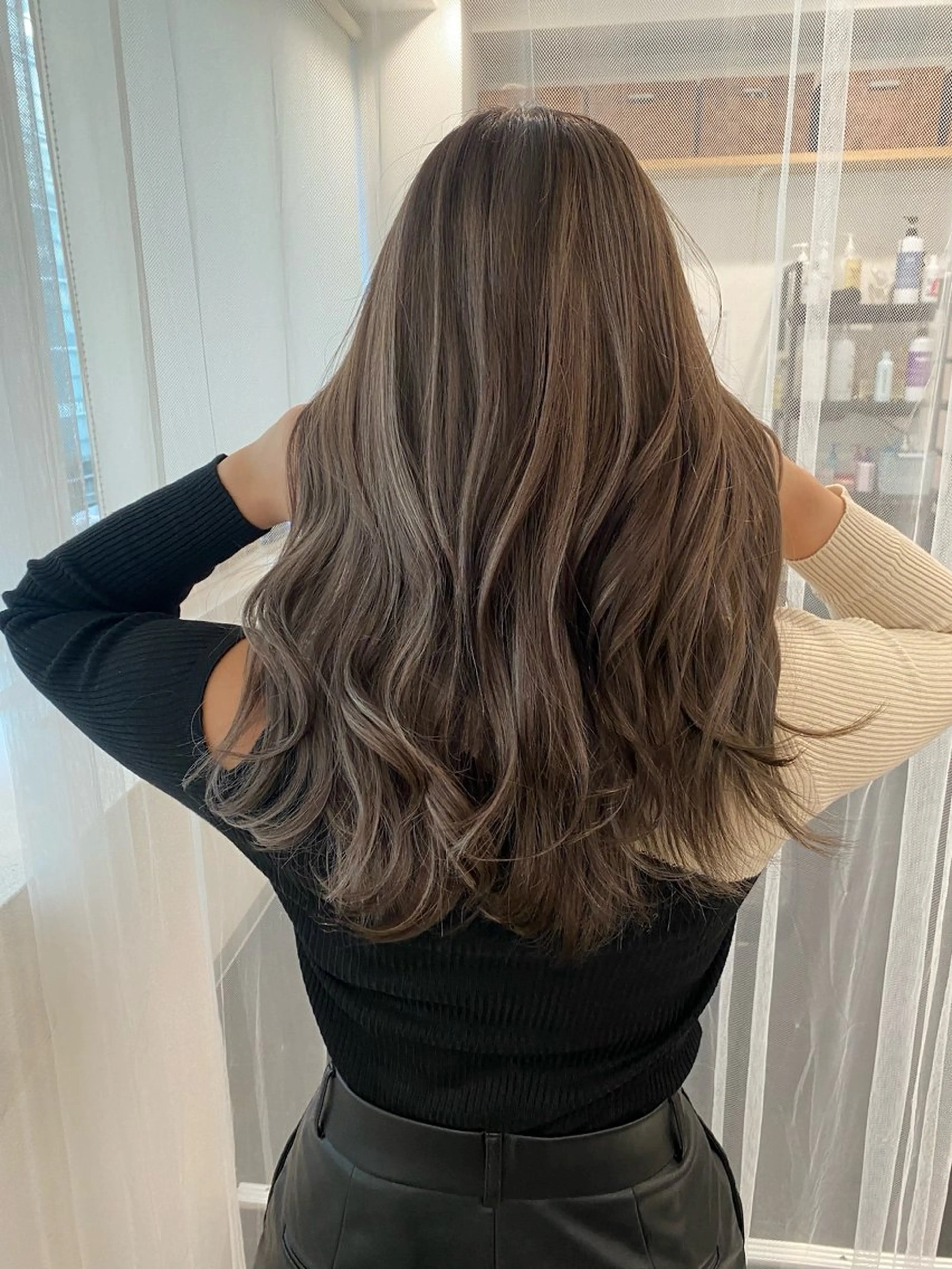 ミディアム カラー ショートボブ アディクシーカラー バレイヤージュ ブリーチ ケアブリーチ ヘアカラー トリートメント JIL BLAN 京都のヘアスタイル