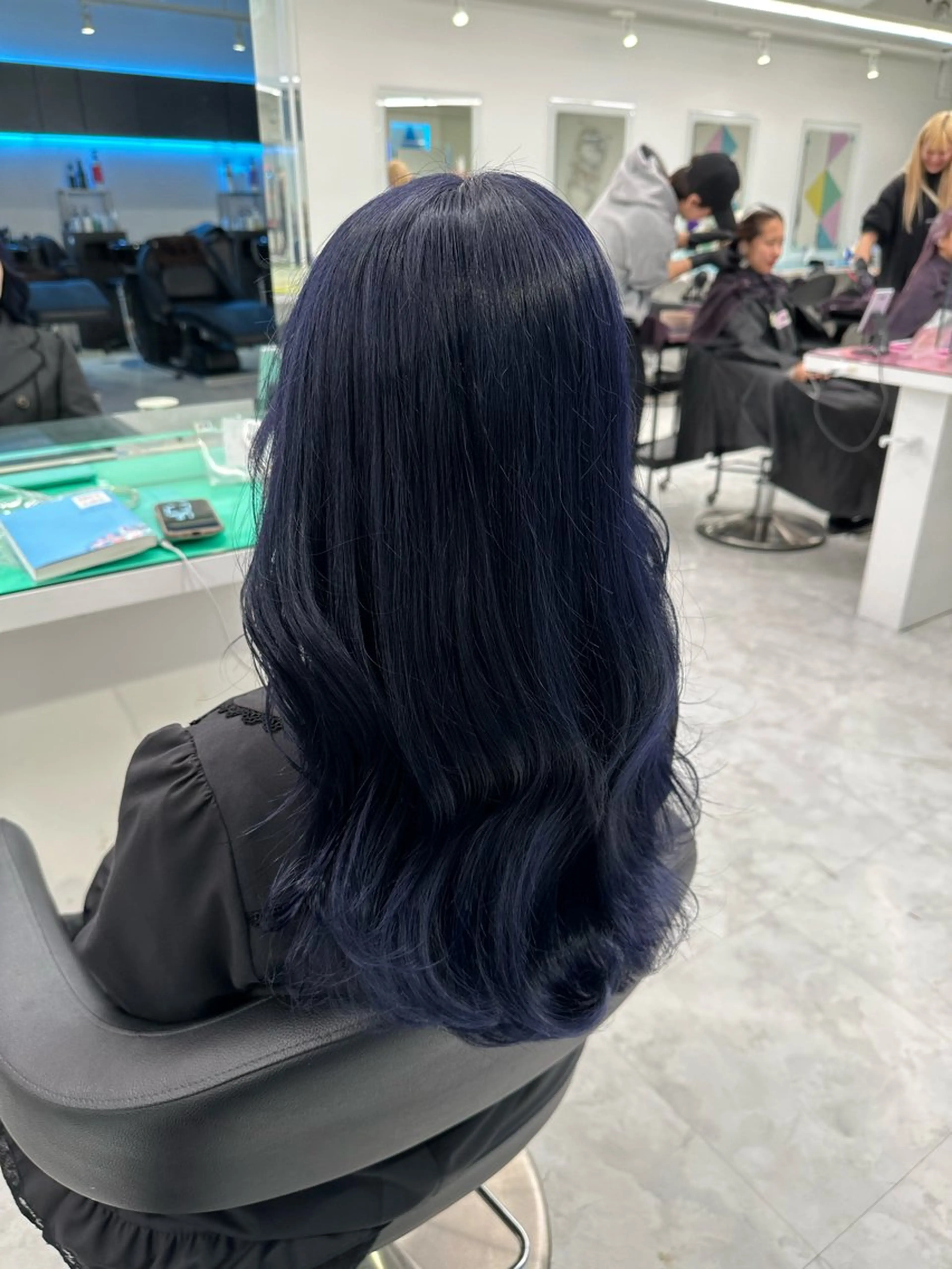 ロング カラー 透明感カラー 韓国暗髪🩶レイヤー 🩶hayatoのヘアスタイル