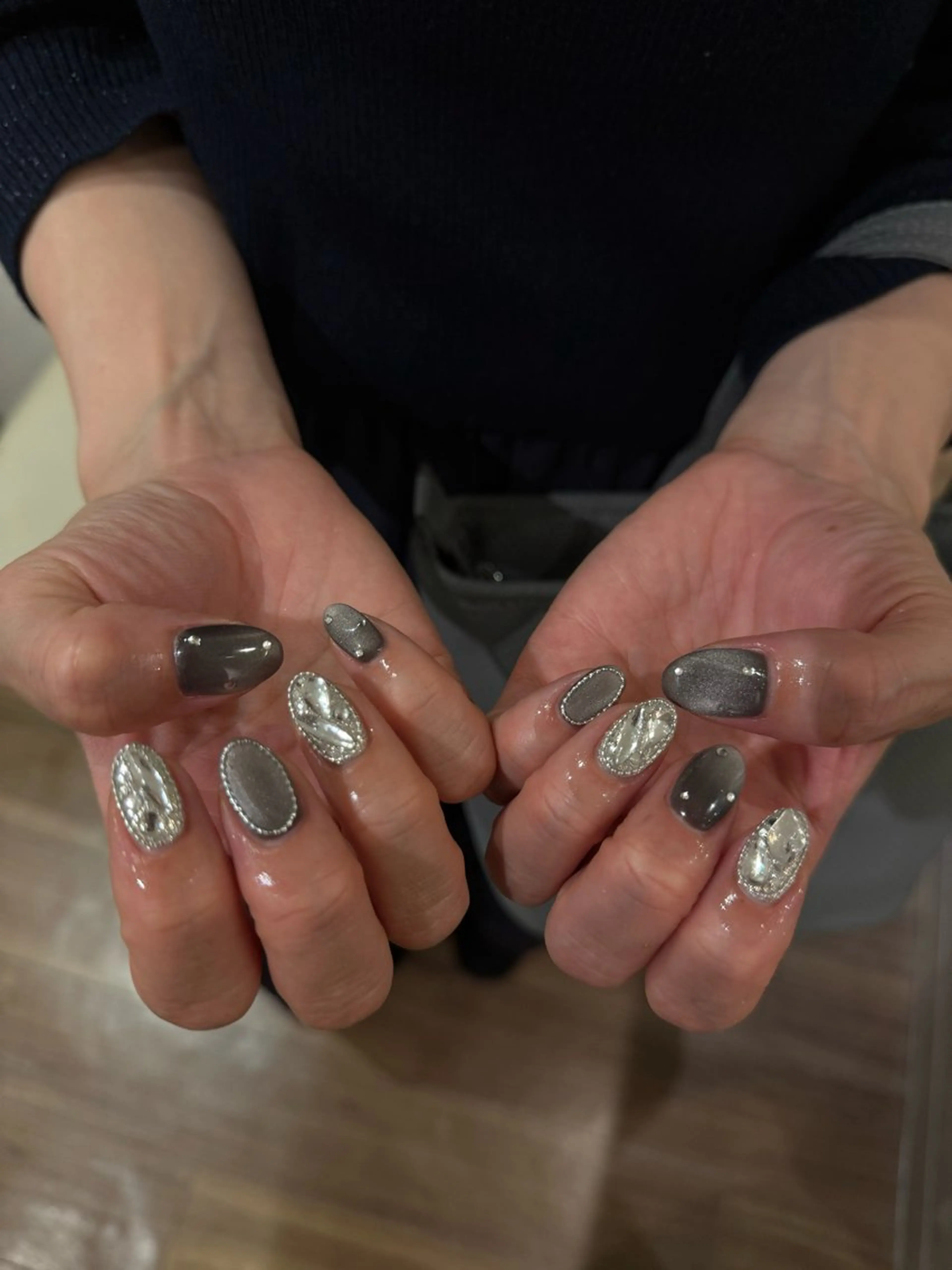 ネイル LuXiel Nail renaのネイルデザイン