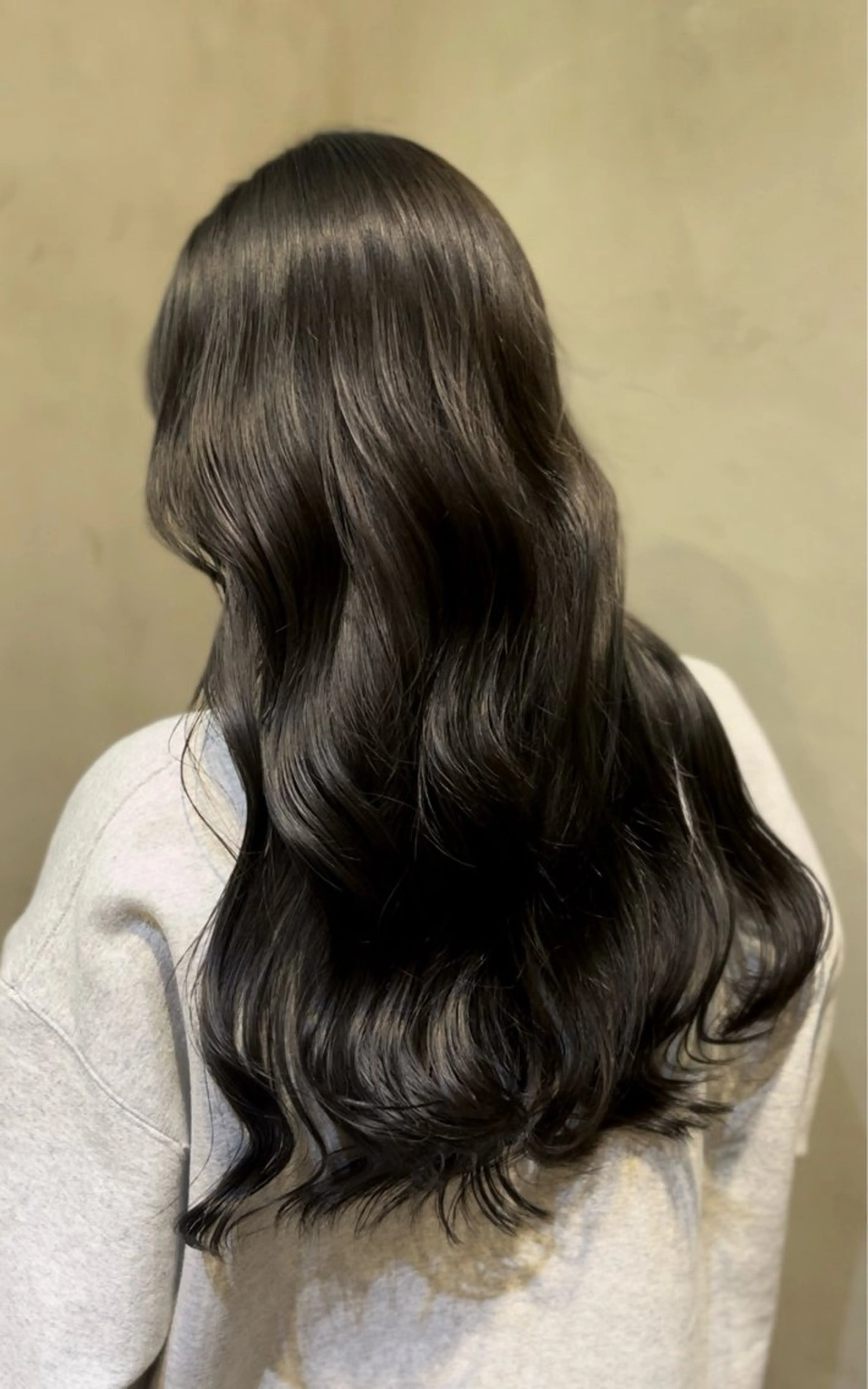 ロング カラー ヘアアレンジ ヘアカラー トリートメント ヘッドスパ ヘアセット 🤎垢抜けベージュ カラー🤎ハヤトのヘアスタイル